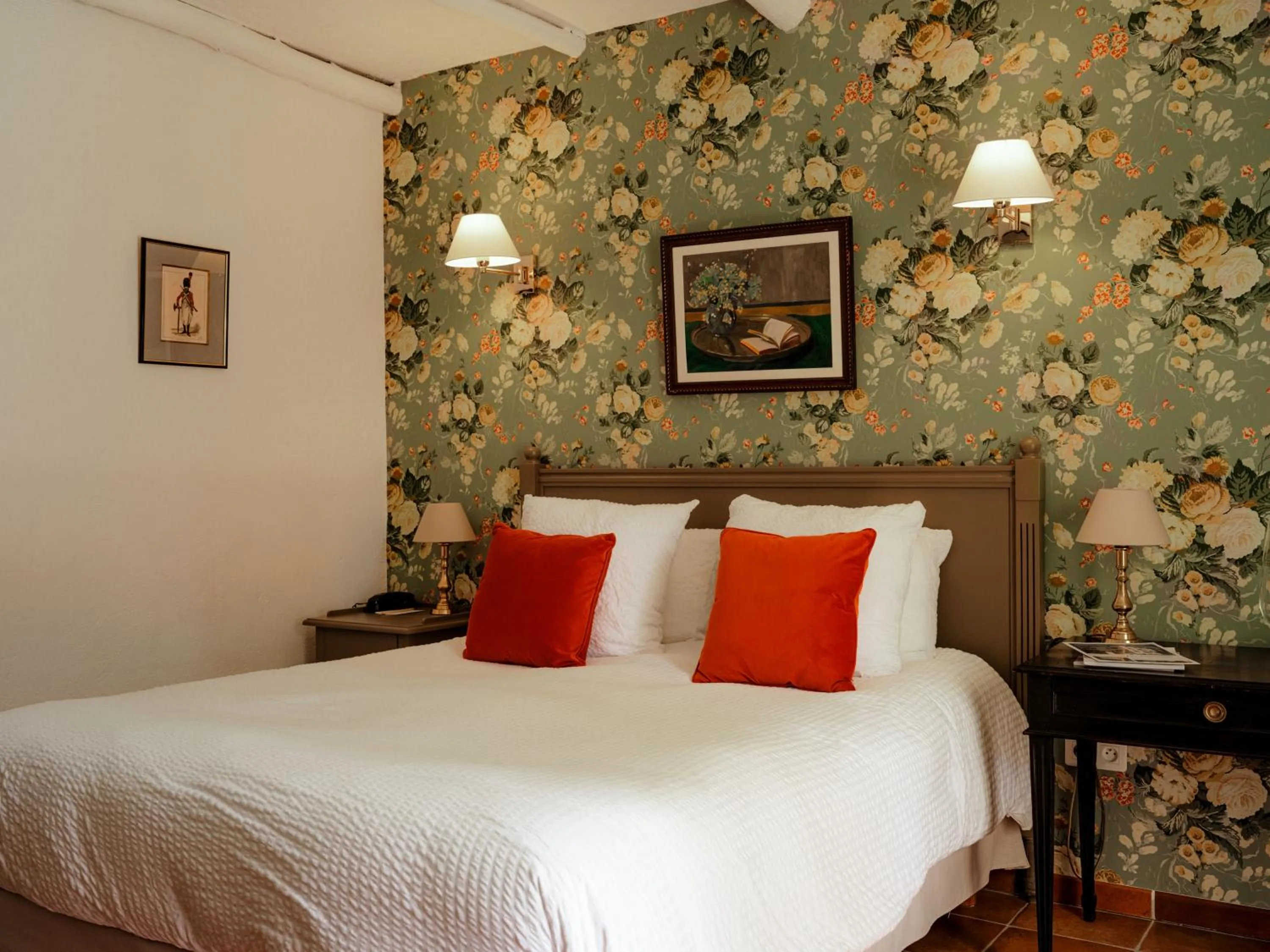 Photo of the whole room, Bed in Demeure Castel Brando Hôtel & Spa