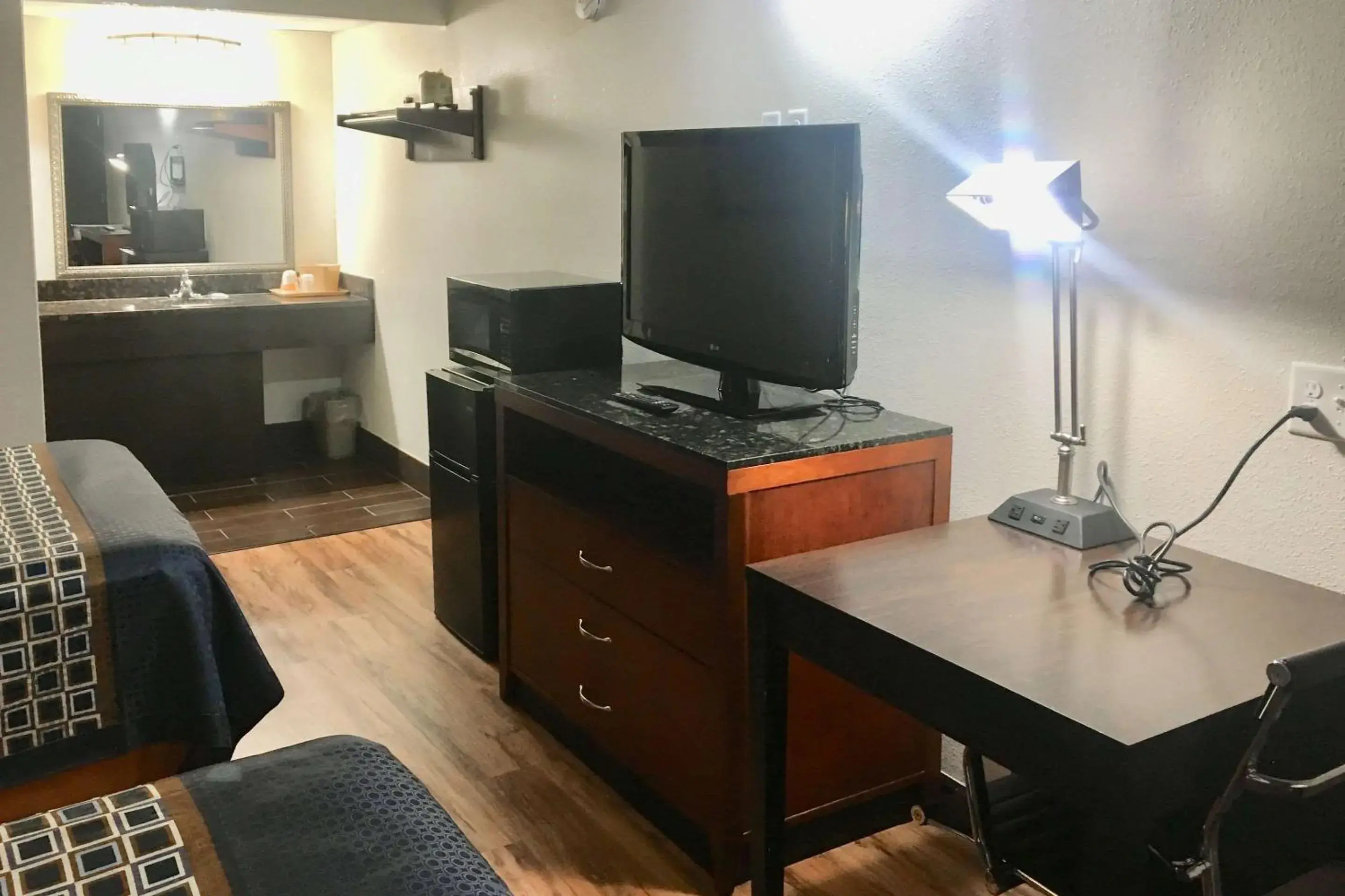 Photo of the whole room in Rodeway Inn Photo of the whole room in Rodeway Inn