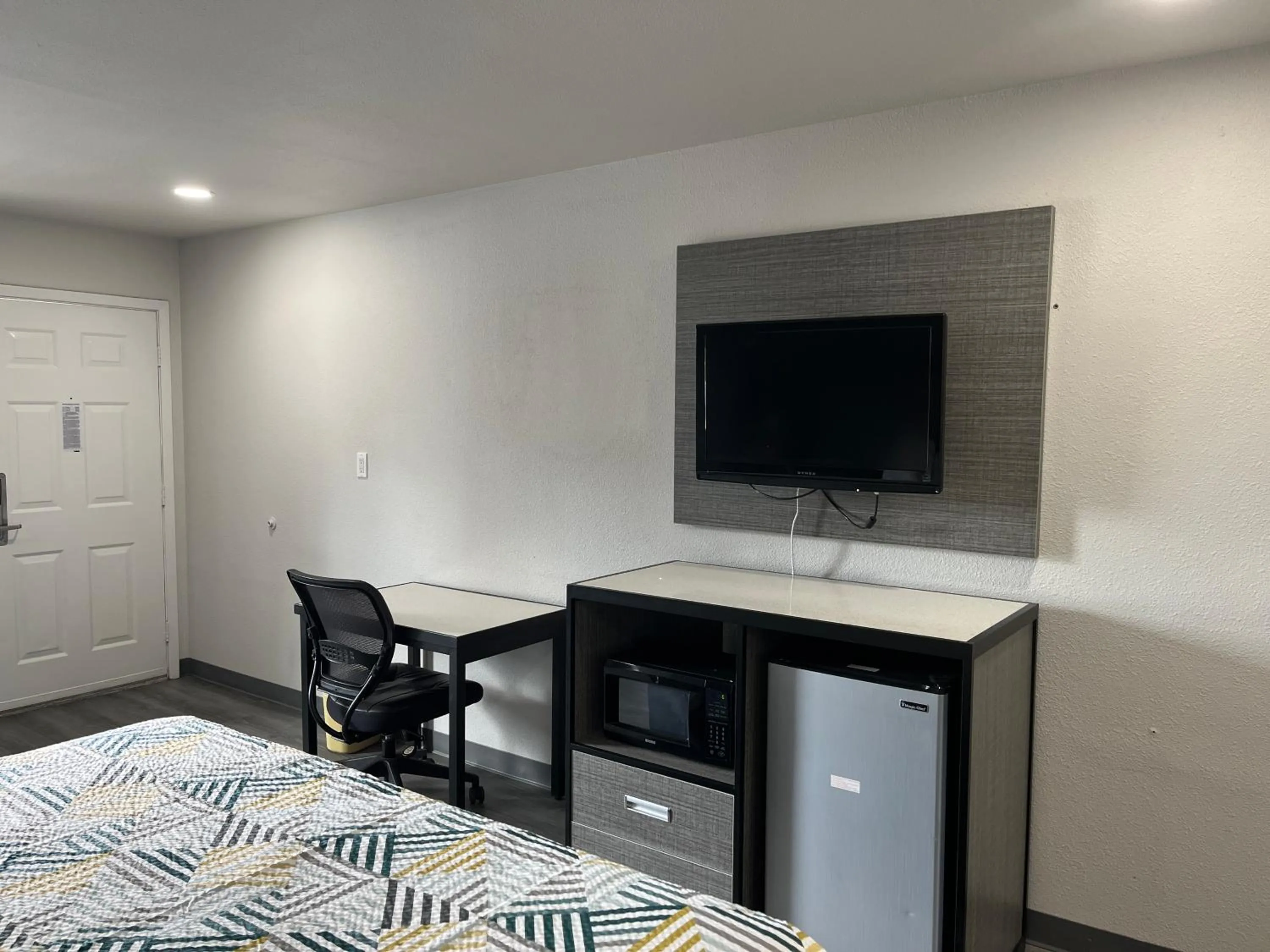 Bedroom, Bed in Motel 6 Vicksburg, MS