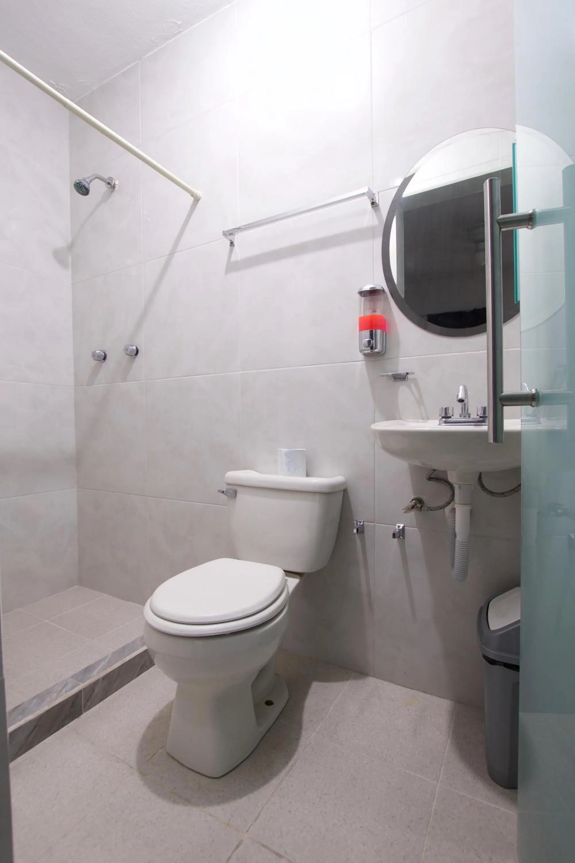 Bathroom in Hotel Villa 12 TX