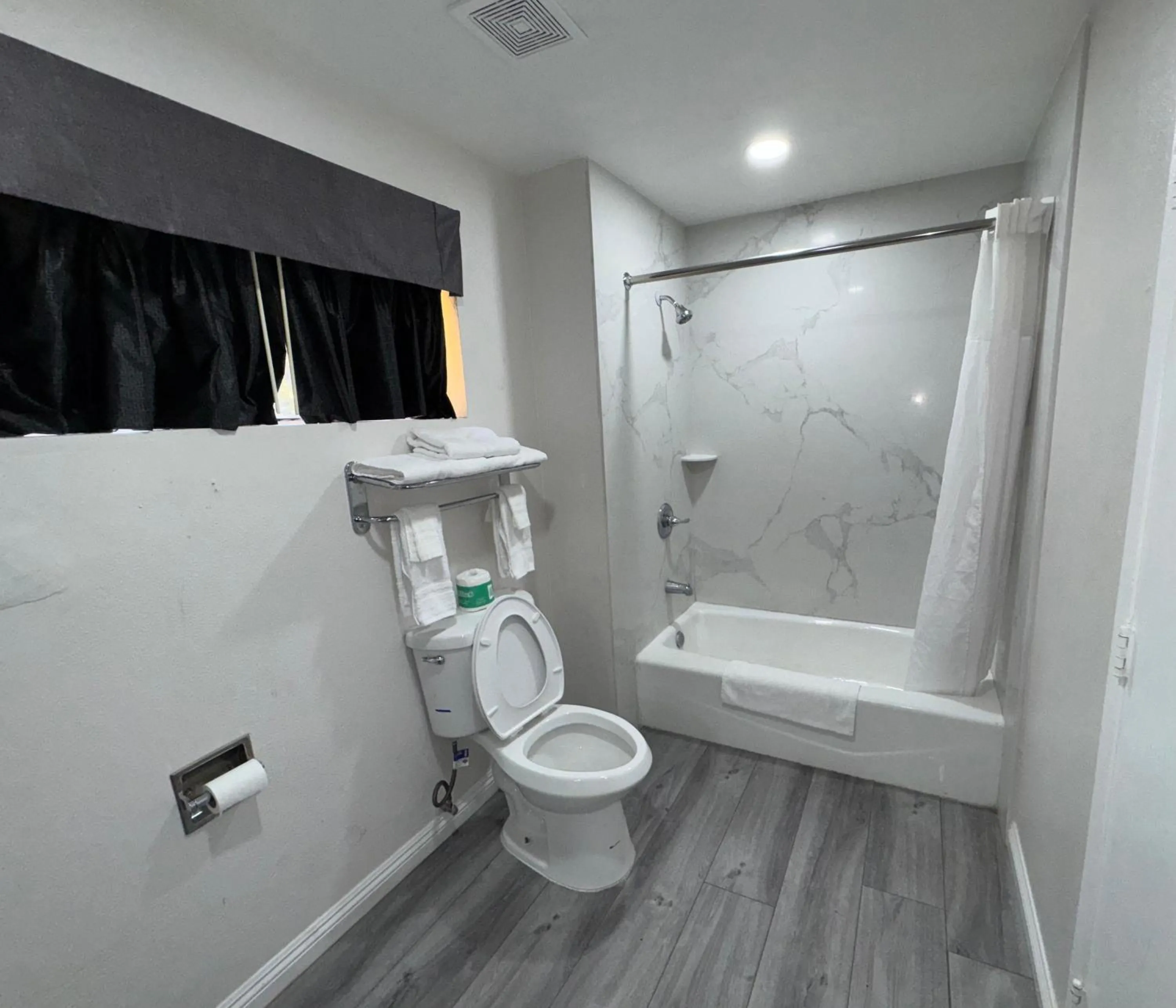 Bathroom in Five Star Inn