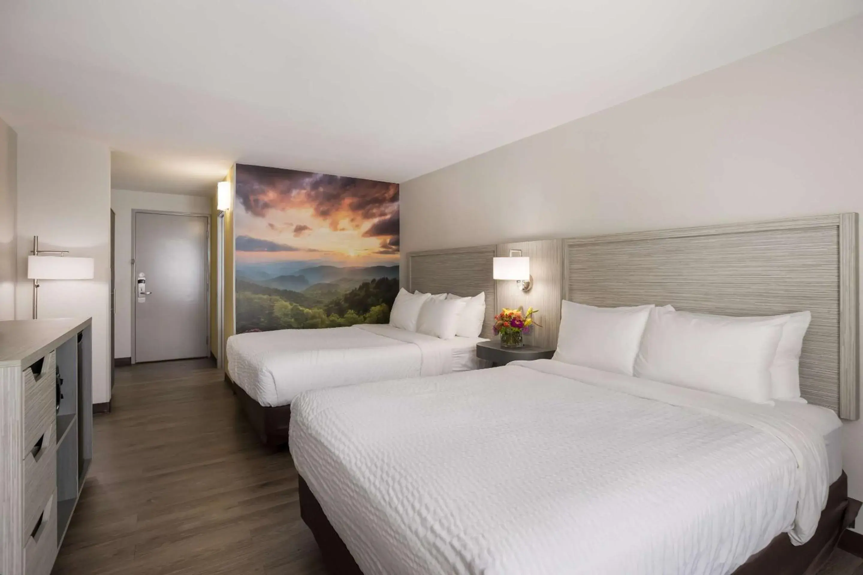 Bedroom, Bed in Clarion Pointe Sylva near Cherokee Area Bedroom, Bed in Clarion Pointe Sylva near Cherokee Area