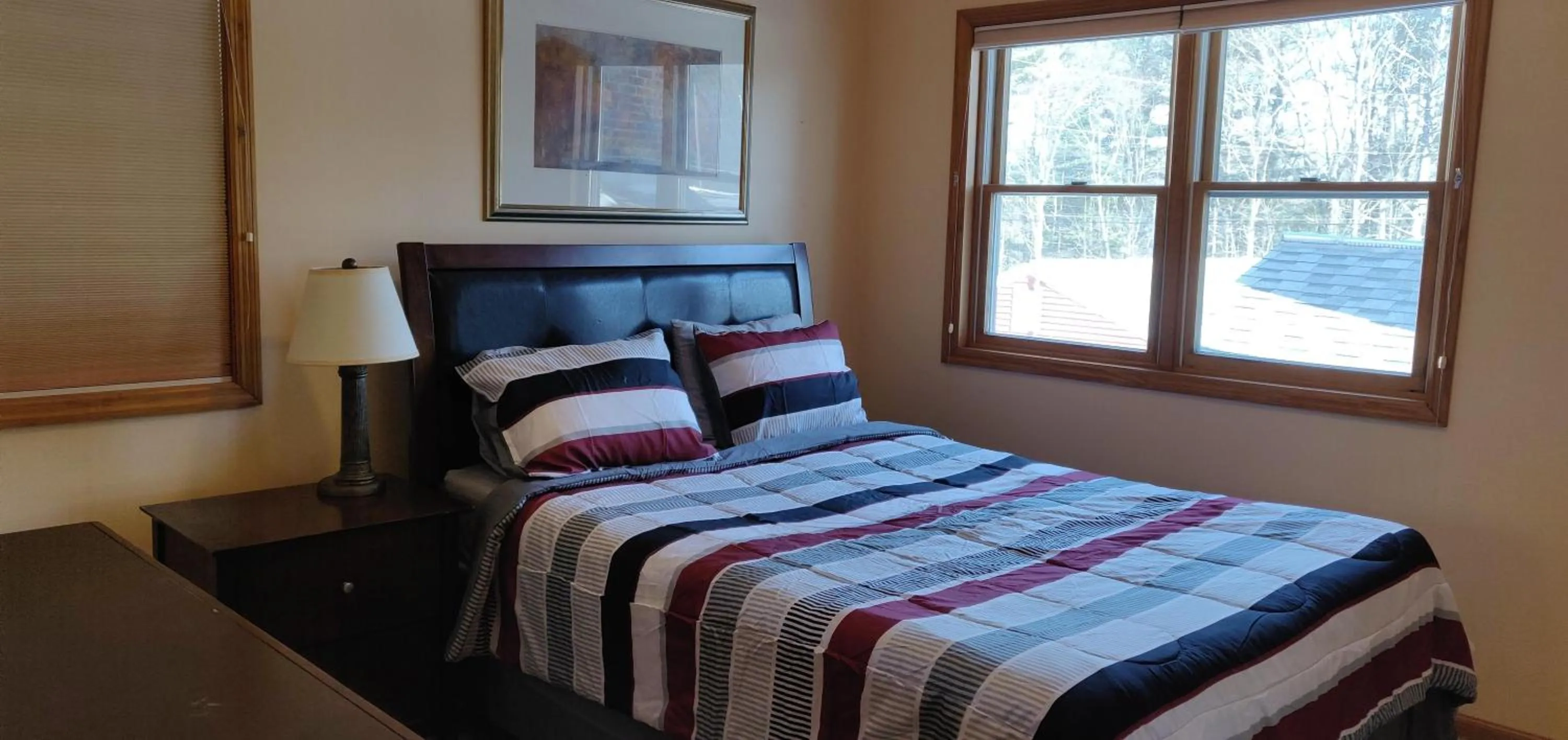Bedroom, Bed in Red Ranch Inn
