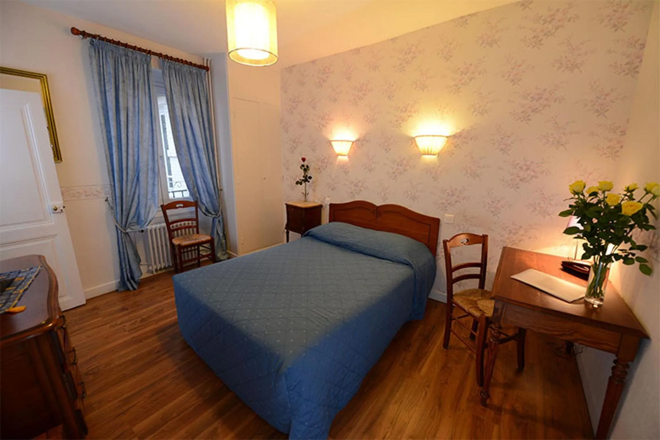 Standard Double Room in Hôtel De La Ferté