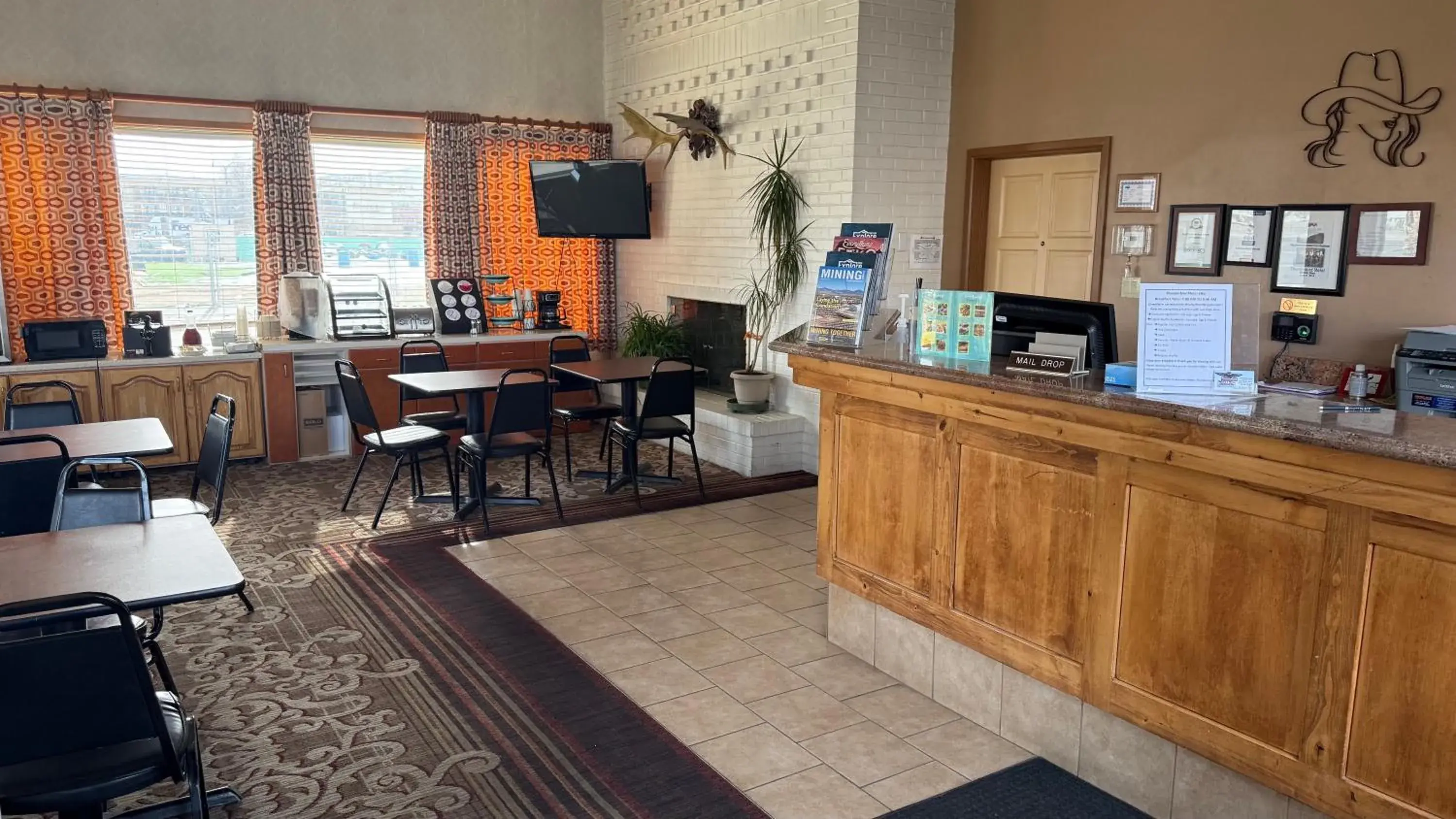 Lobby or reception in Thunderbird Motel Lobby or reception in Thunderbird Motel