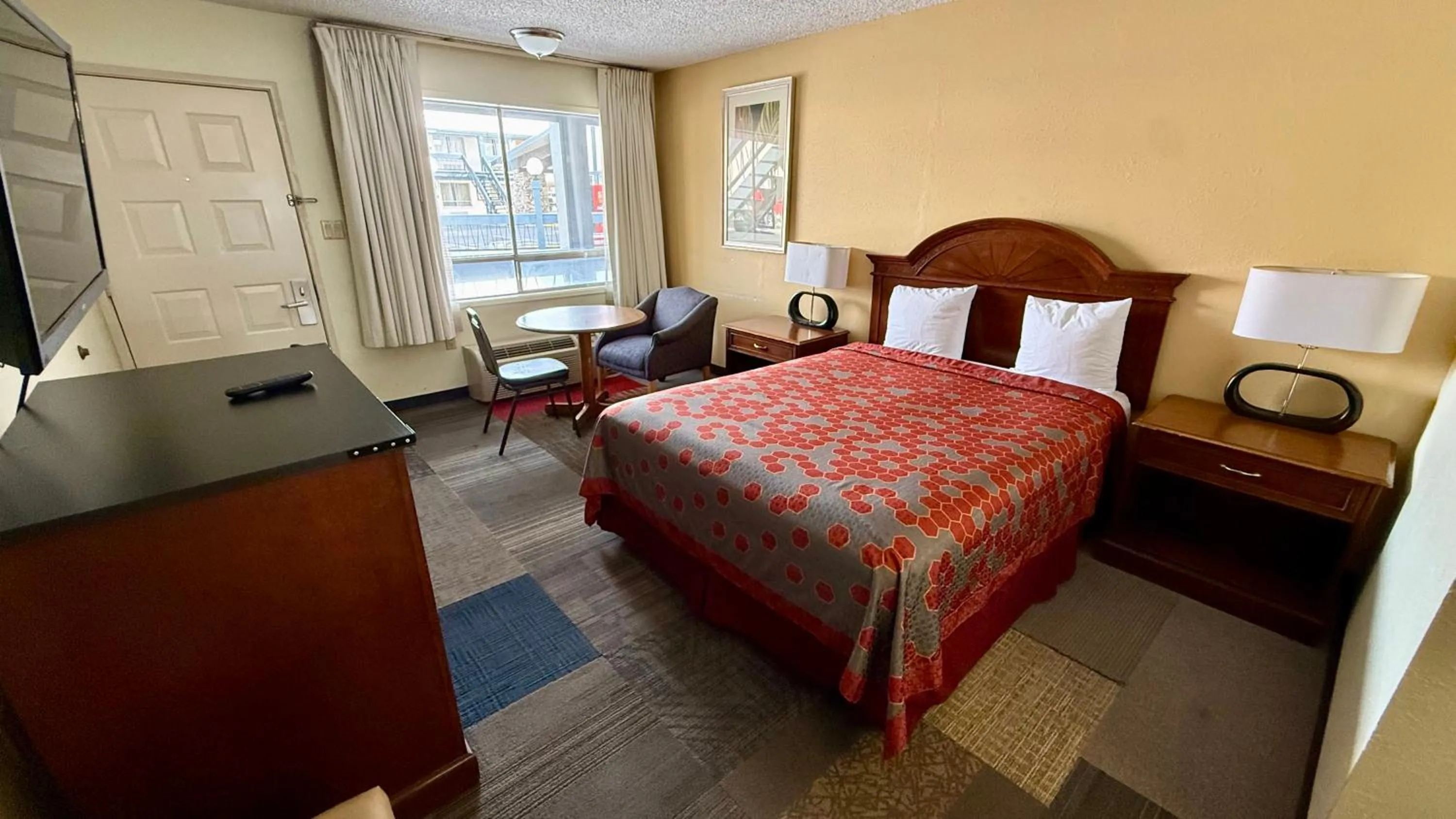 Bed in Thunderbird Motel