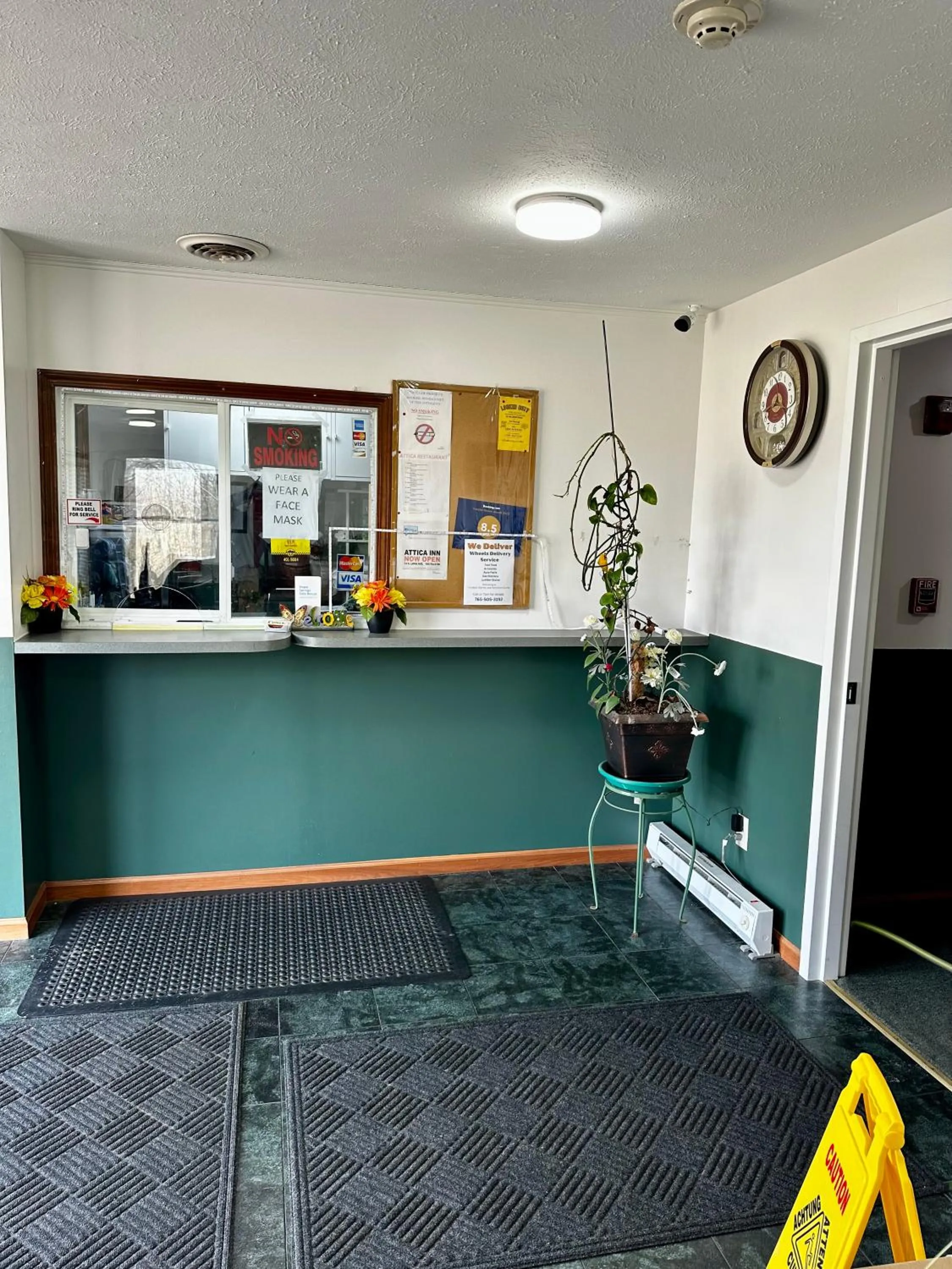 Lobby or reception in Attica Inn