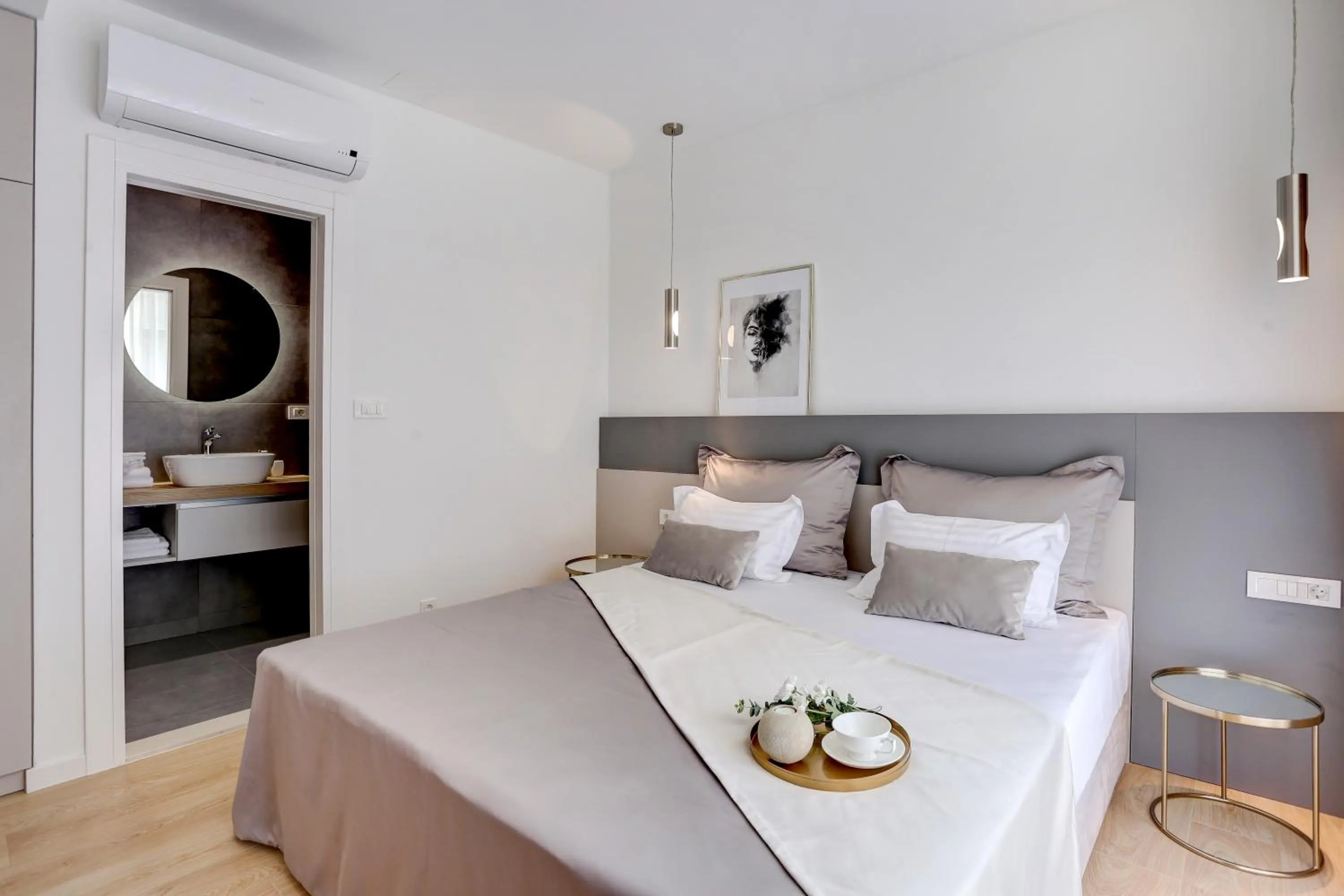 Bedroom, Bed in Apartments HUGO 2