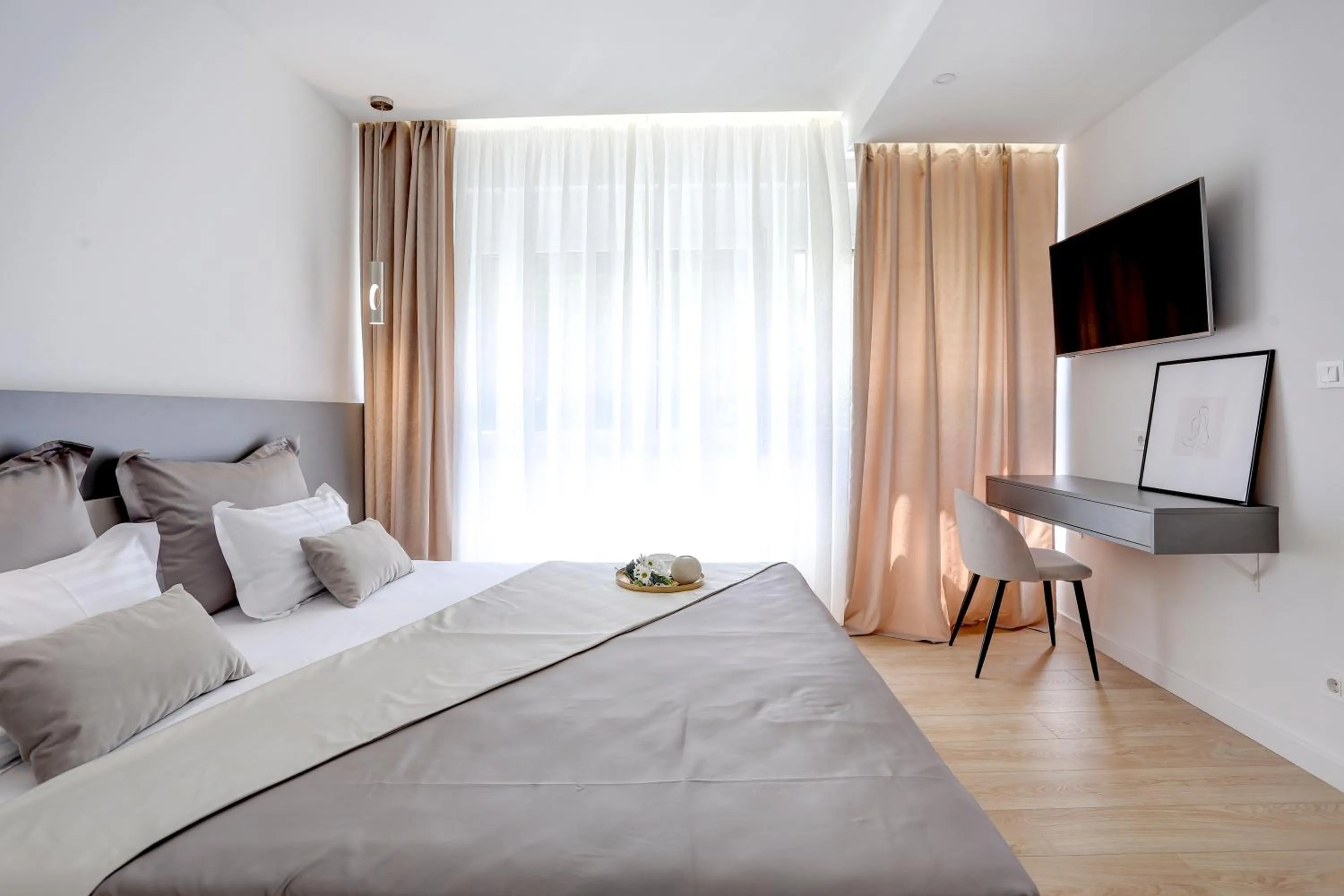 Bedroom, Bed in Apartments HUGO 2