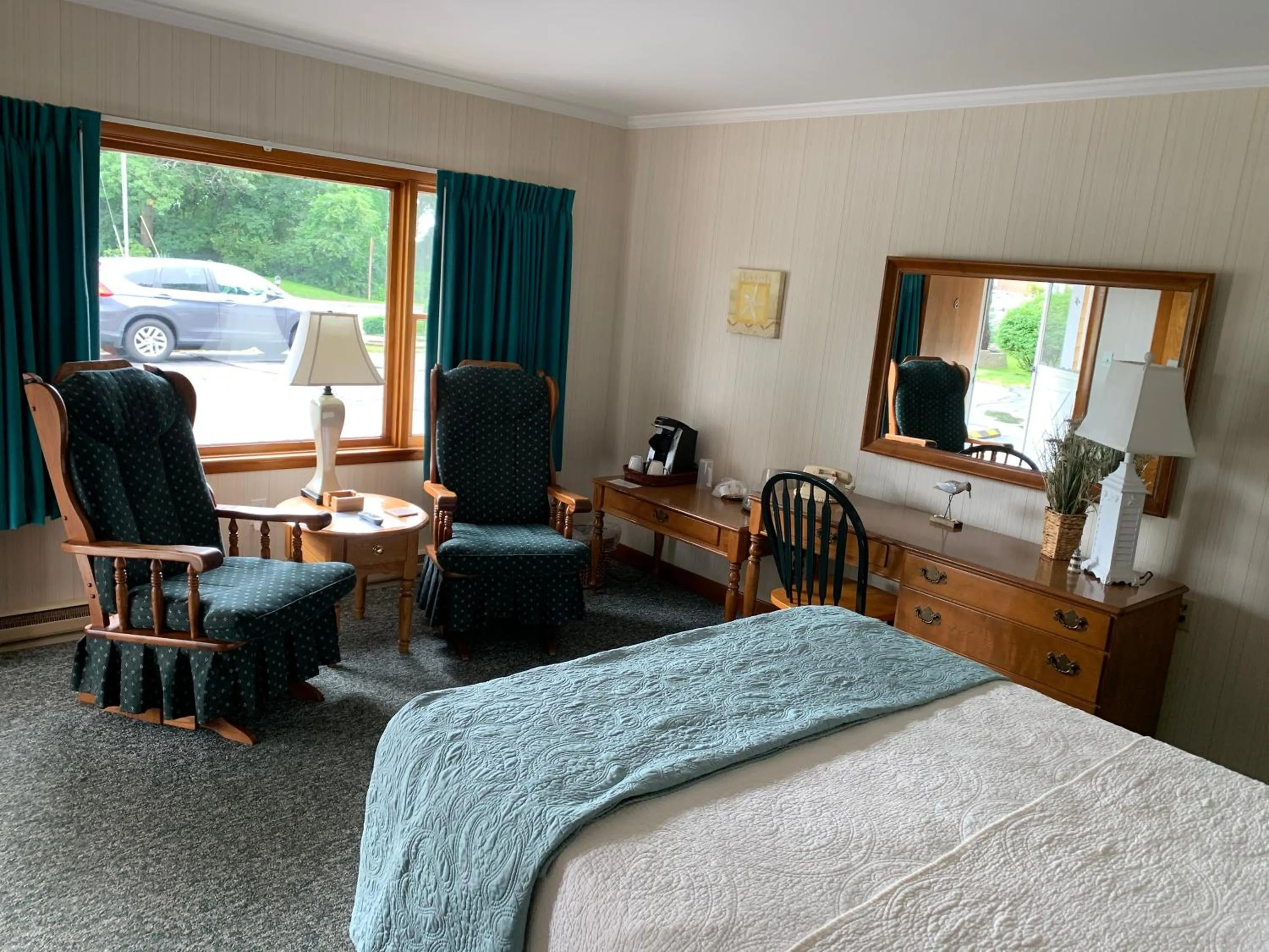 Bed in Towne Lyne Motel