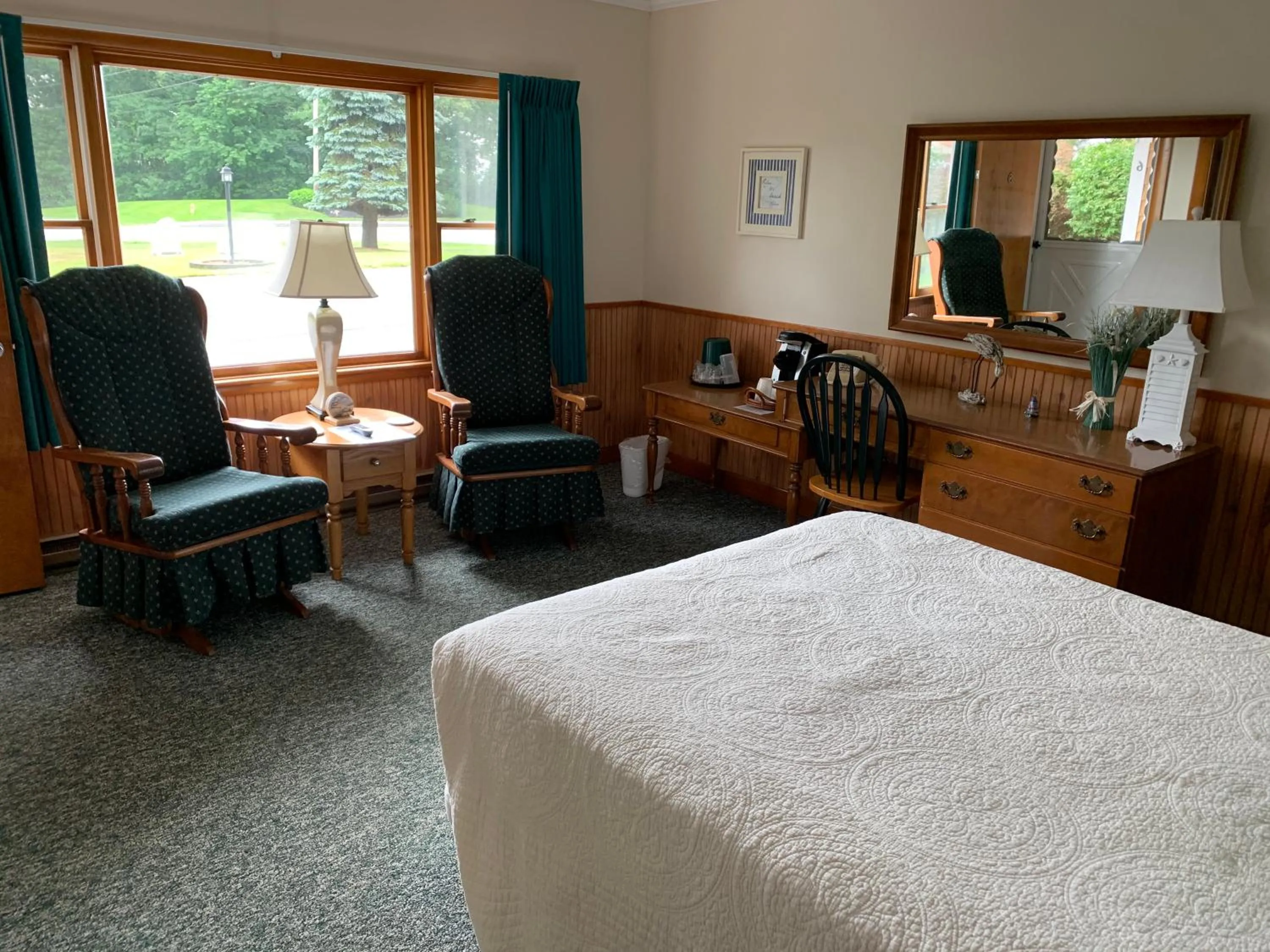 Bed in Towne Lyne Motel