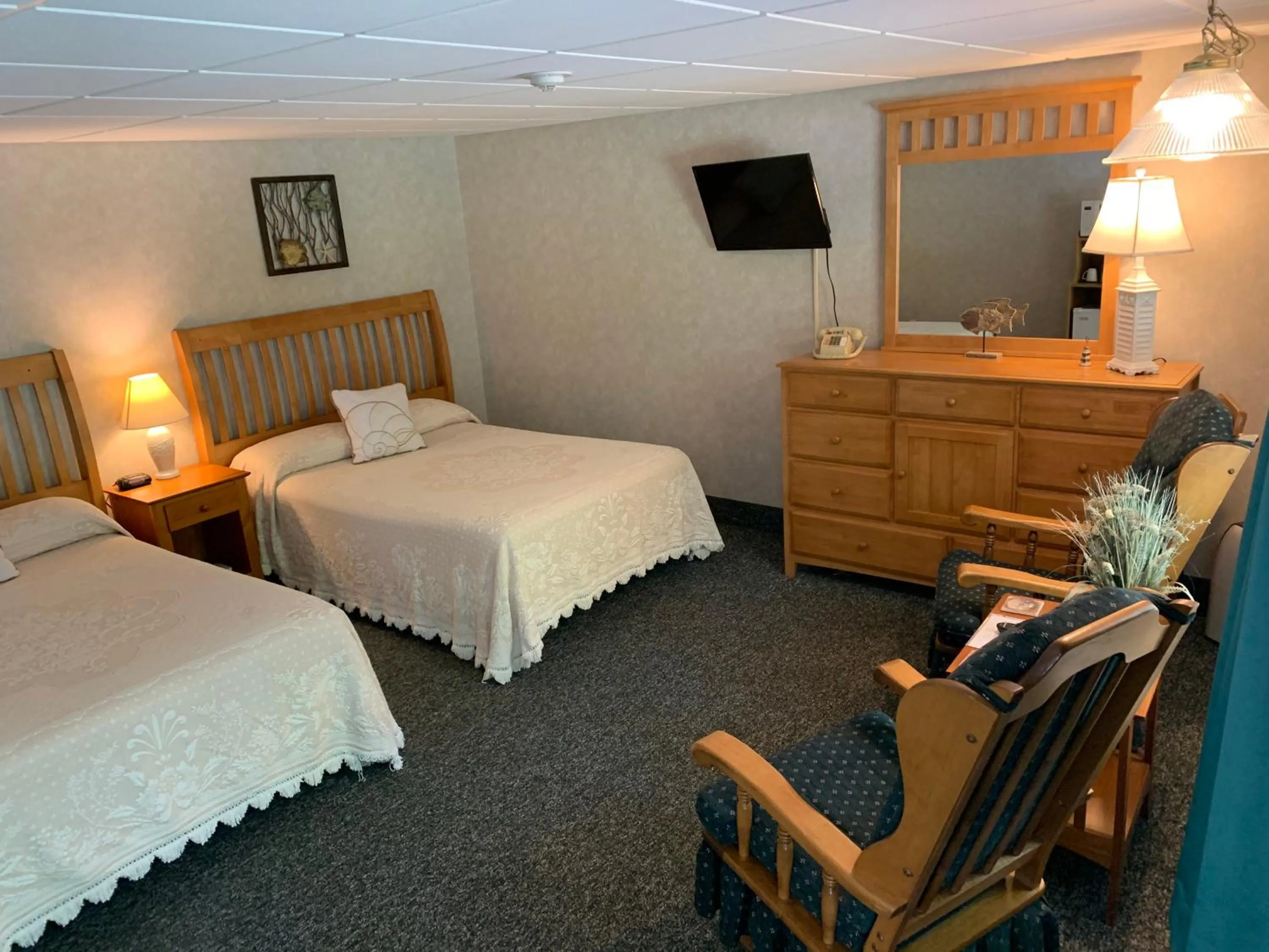 Bed in Towne Lyne Motel