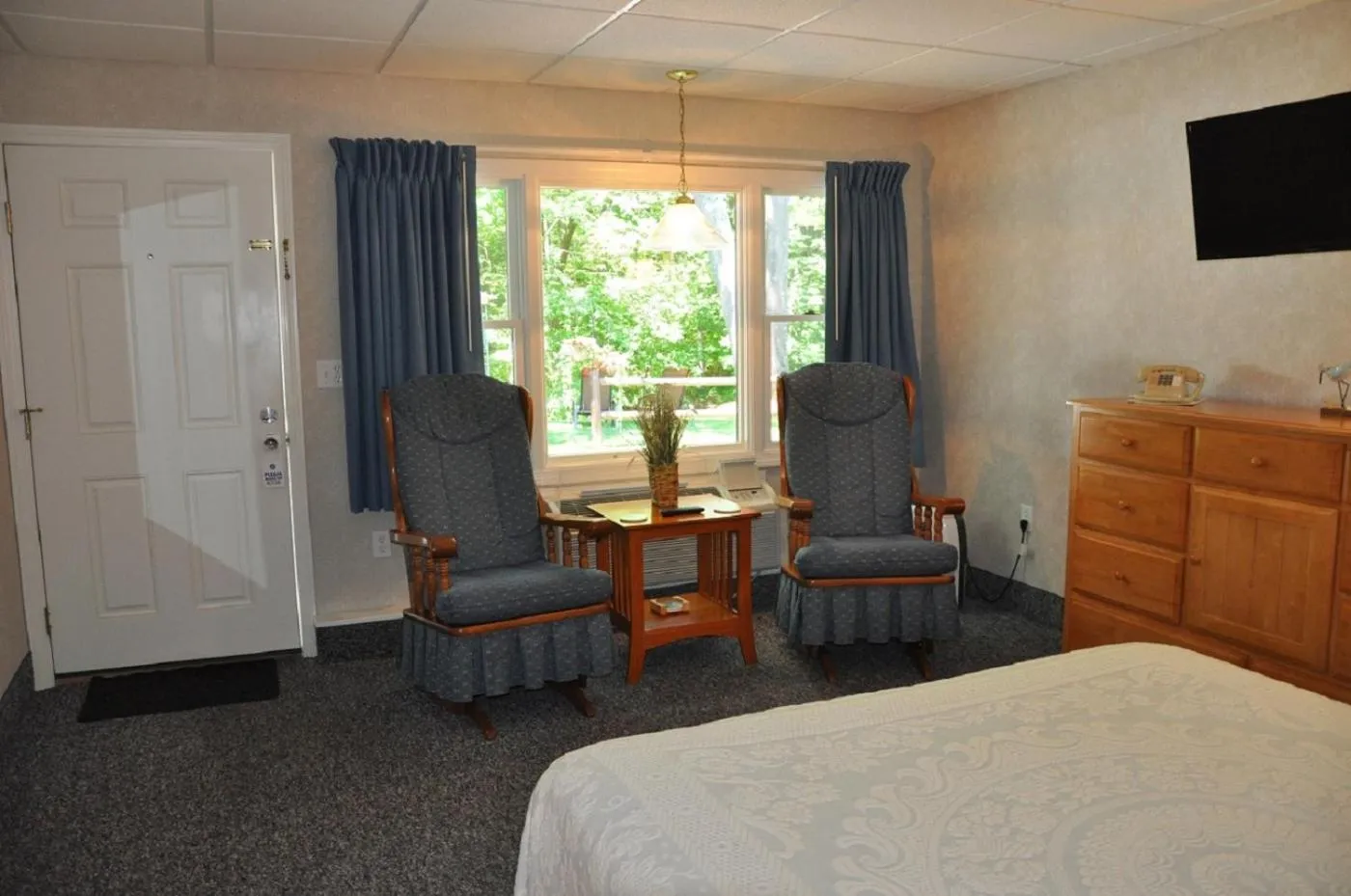 Bed in Towne Lyne Motel