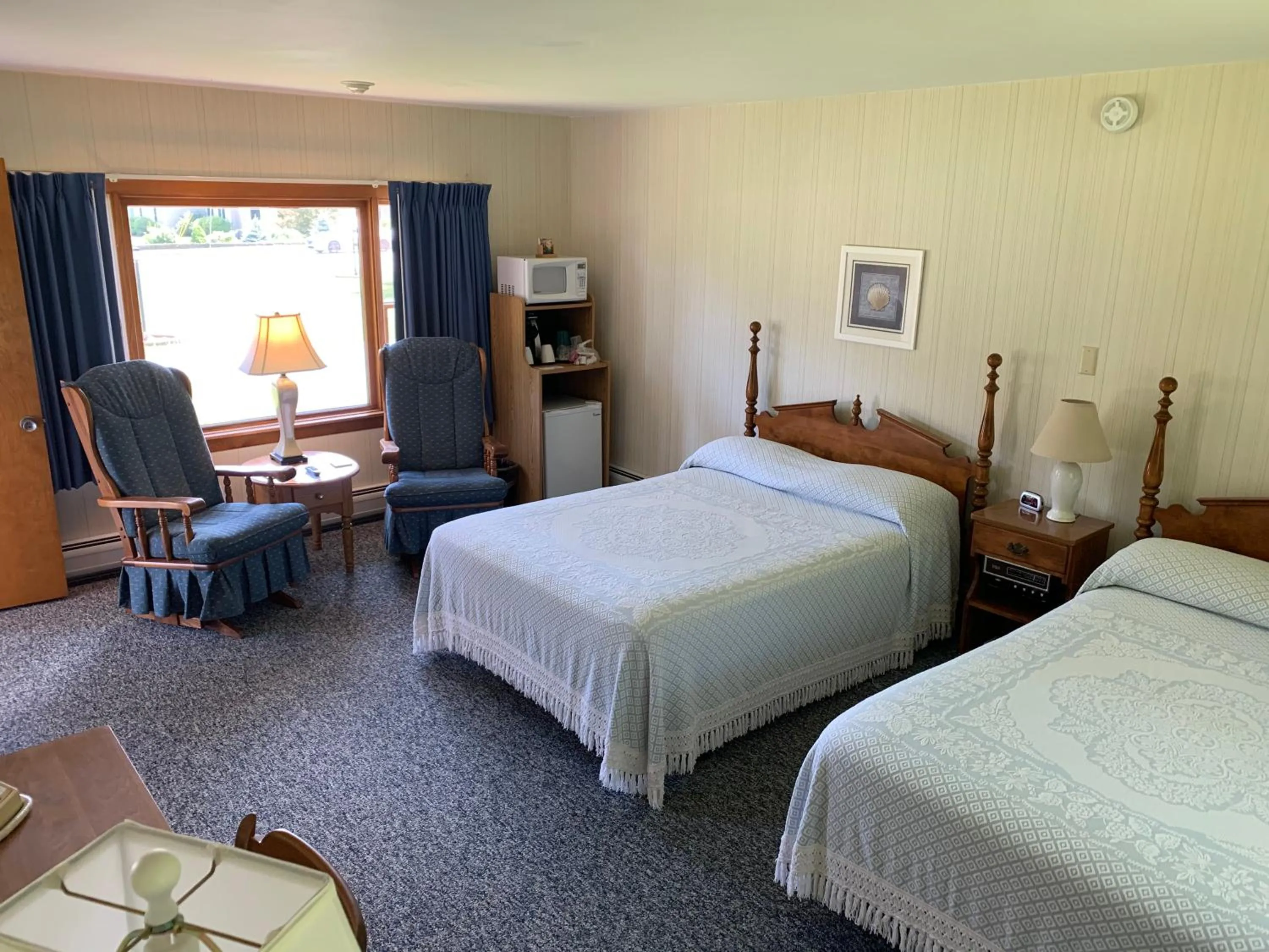 Bed in Towne Lyne Motel