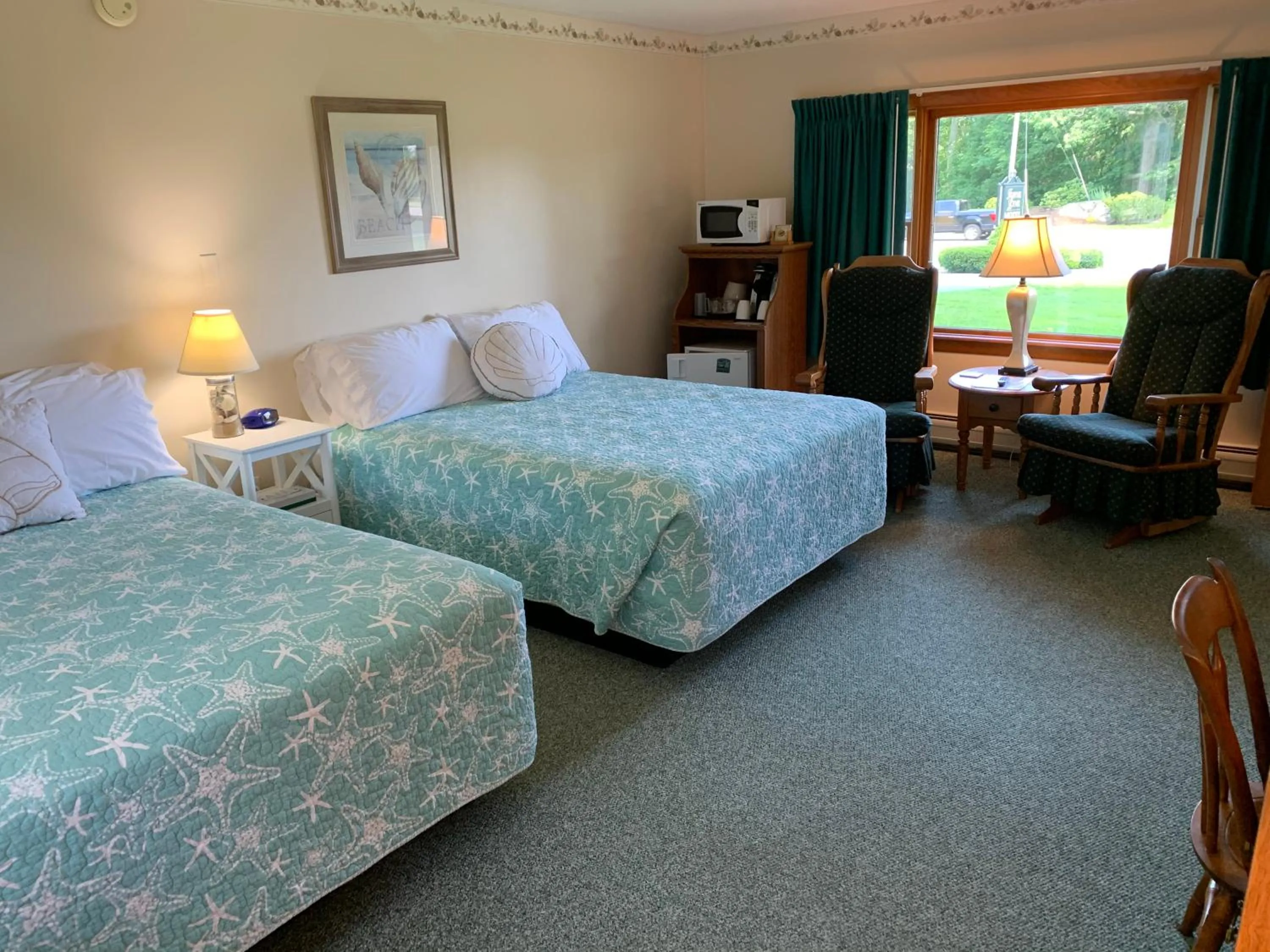 Bed in Towne Lyne Motel