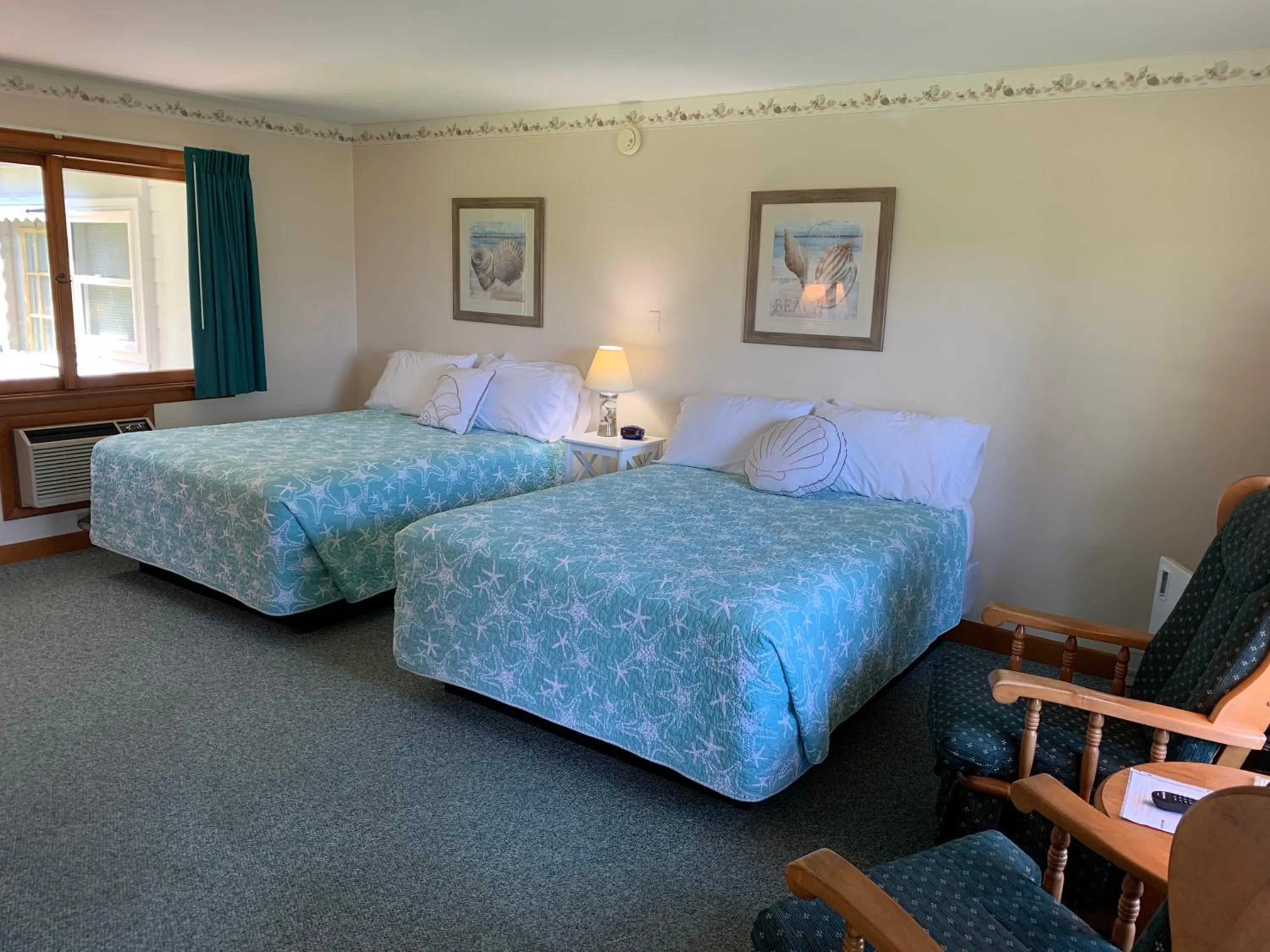 Bed in Towne Lyne Motel