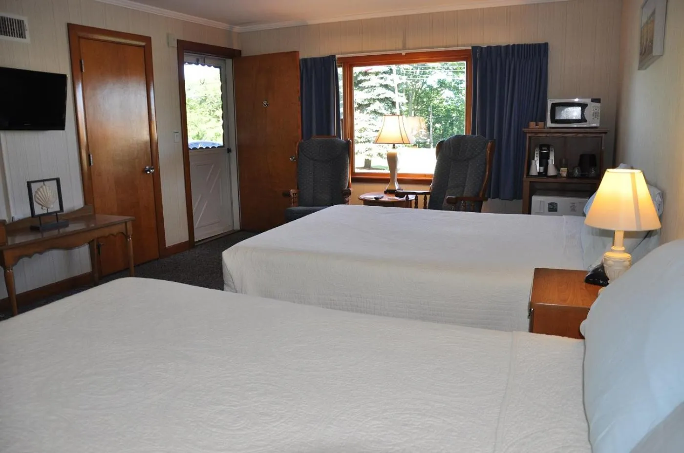 Bed in Towne Lyne Motel