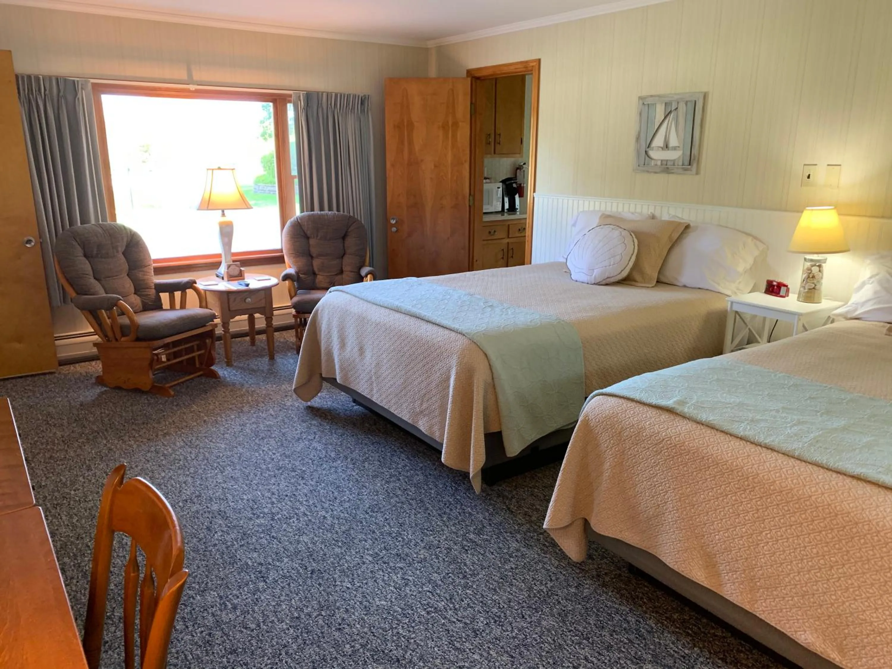 Bed in Towne Lyne Motel