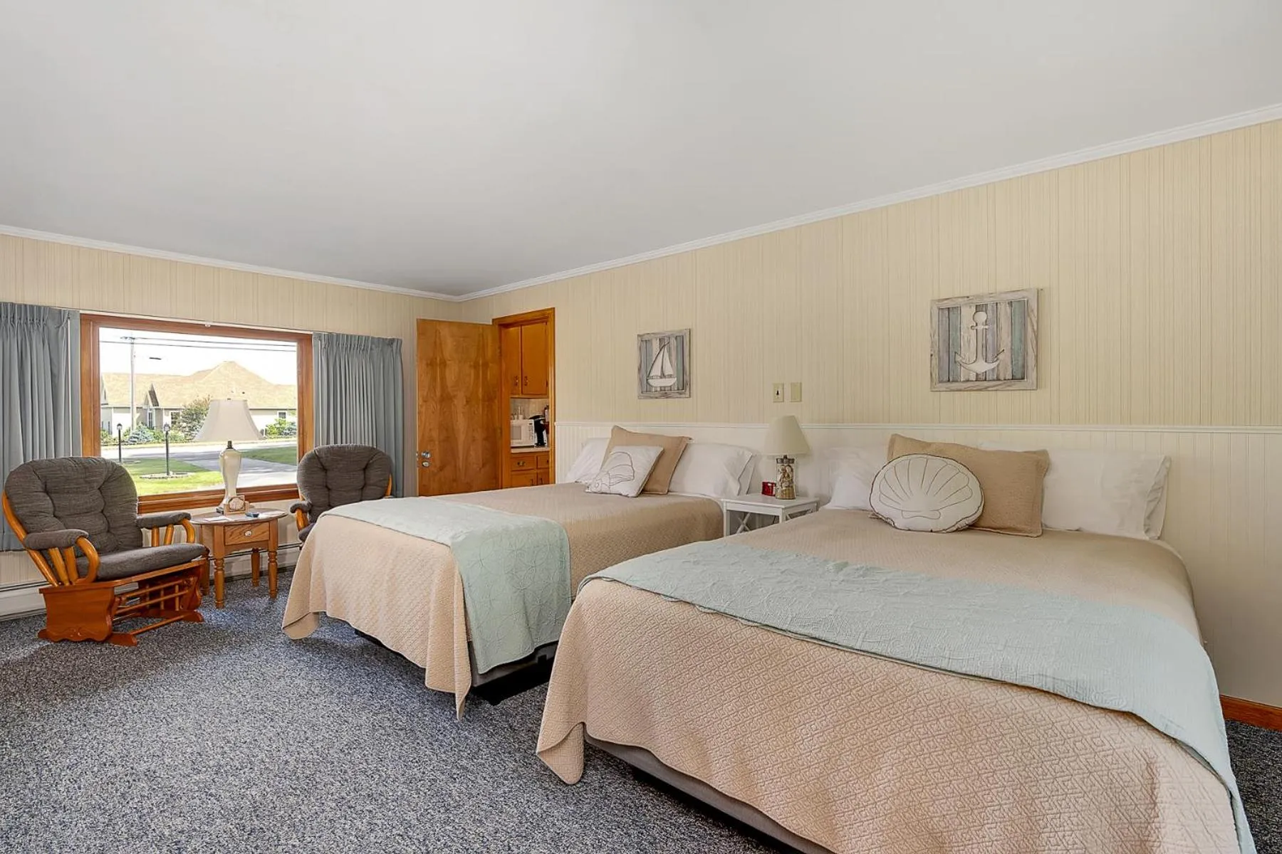 Bed in Towne Lyne Motel