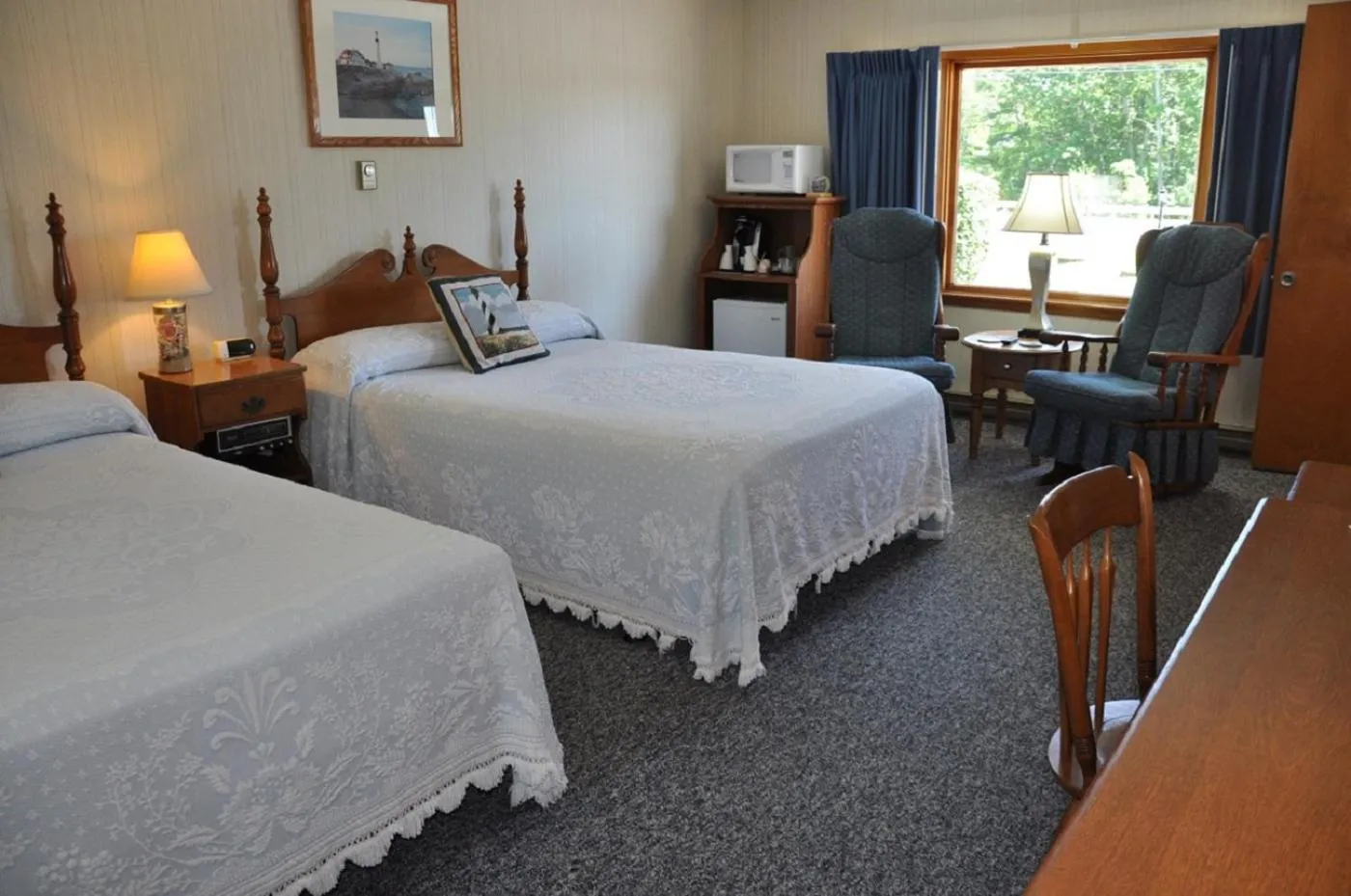 Bed in Towne Lyne Motel