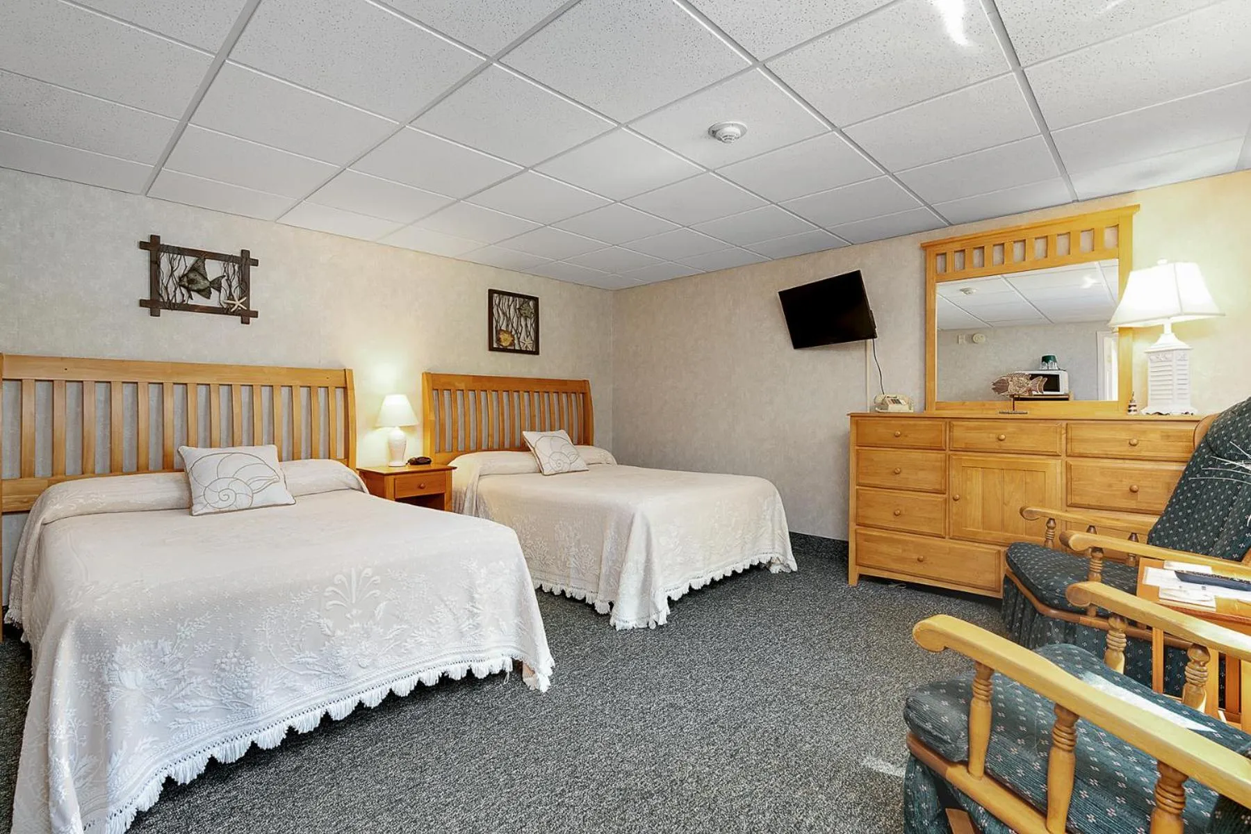 Bed in Towne Lyne Motel