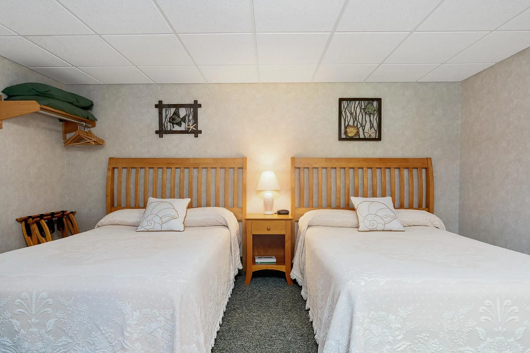 Bed in Towne Lyne Motel