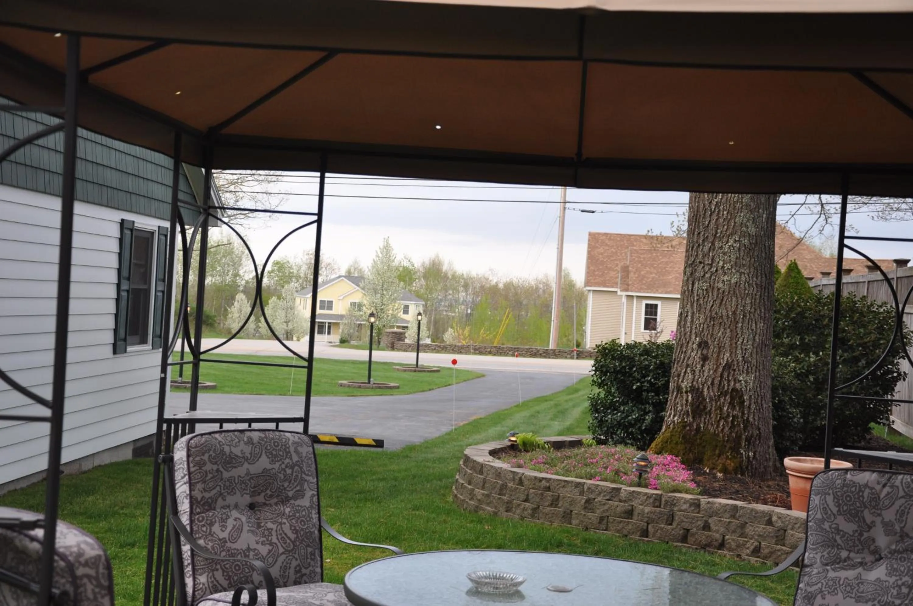 Patio in Towne Lyne Motel