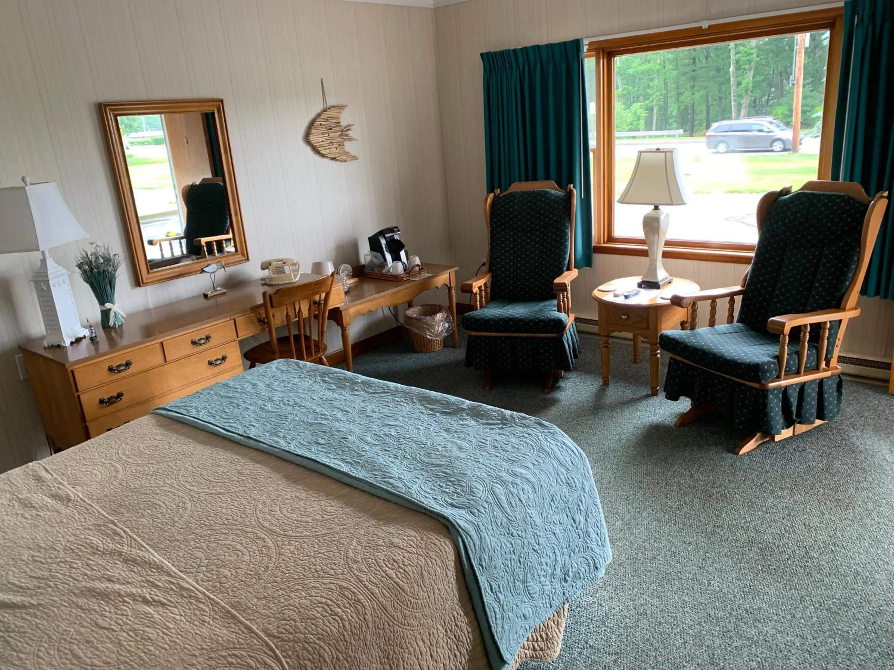 Bed in Towne Lyne Motel