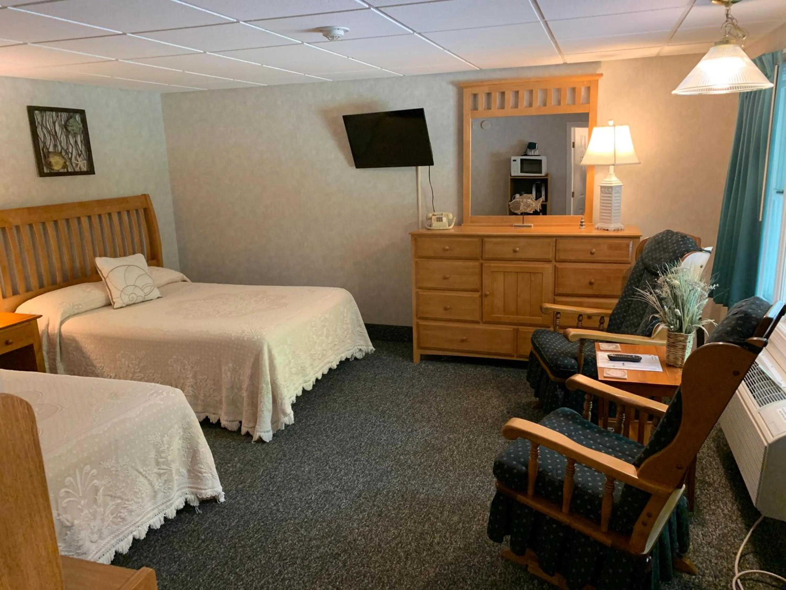 Bed in Towne Lyne Motel