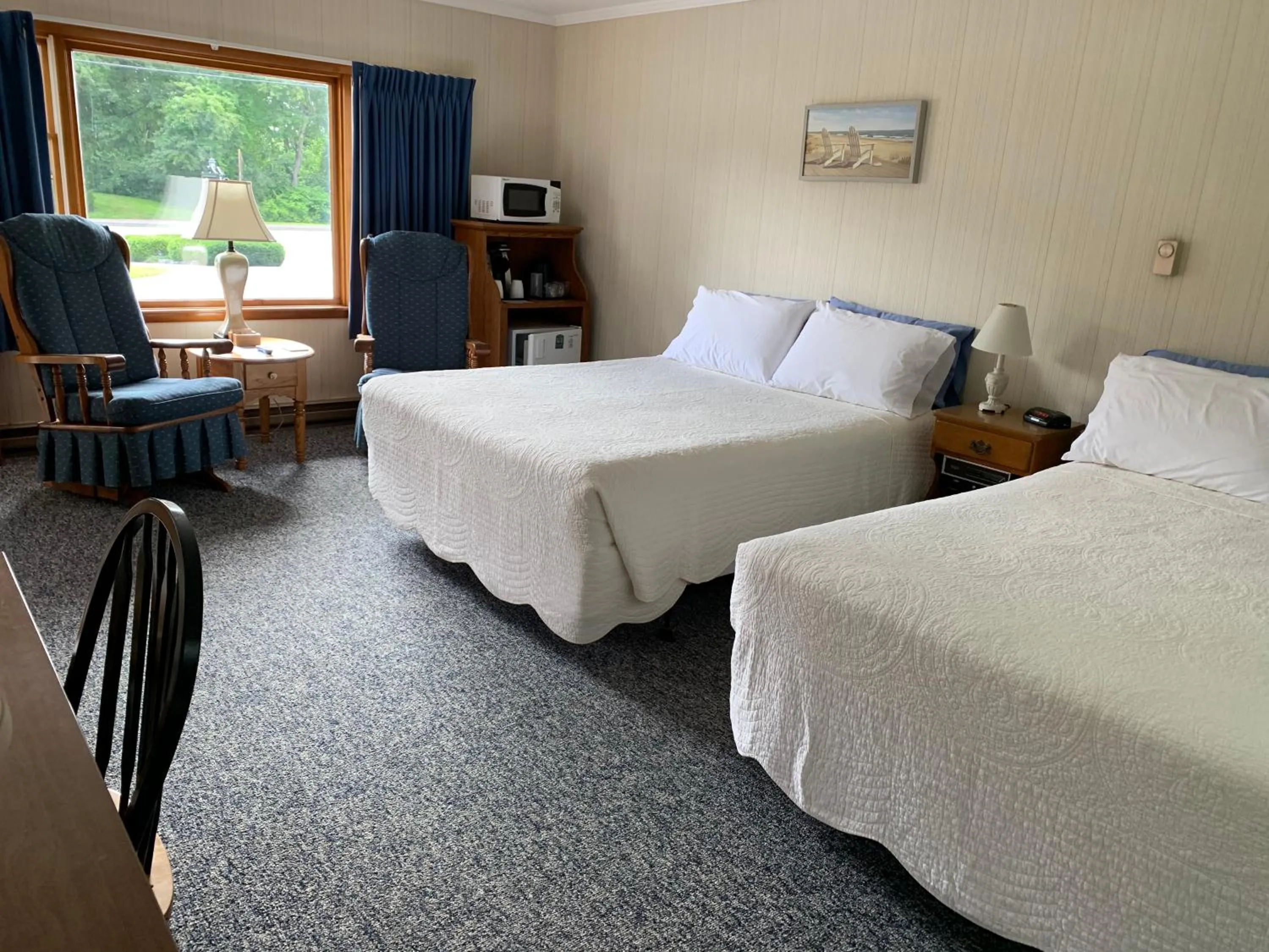 Bed in Towne Lyne Motel