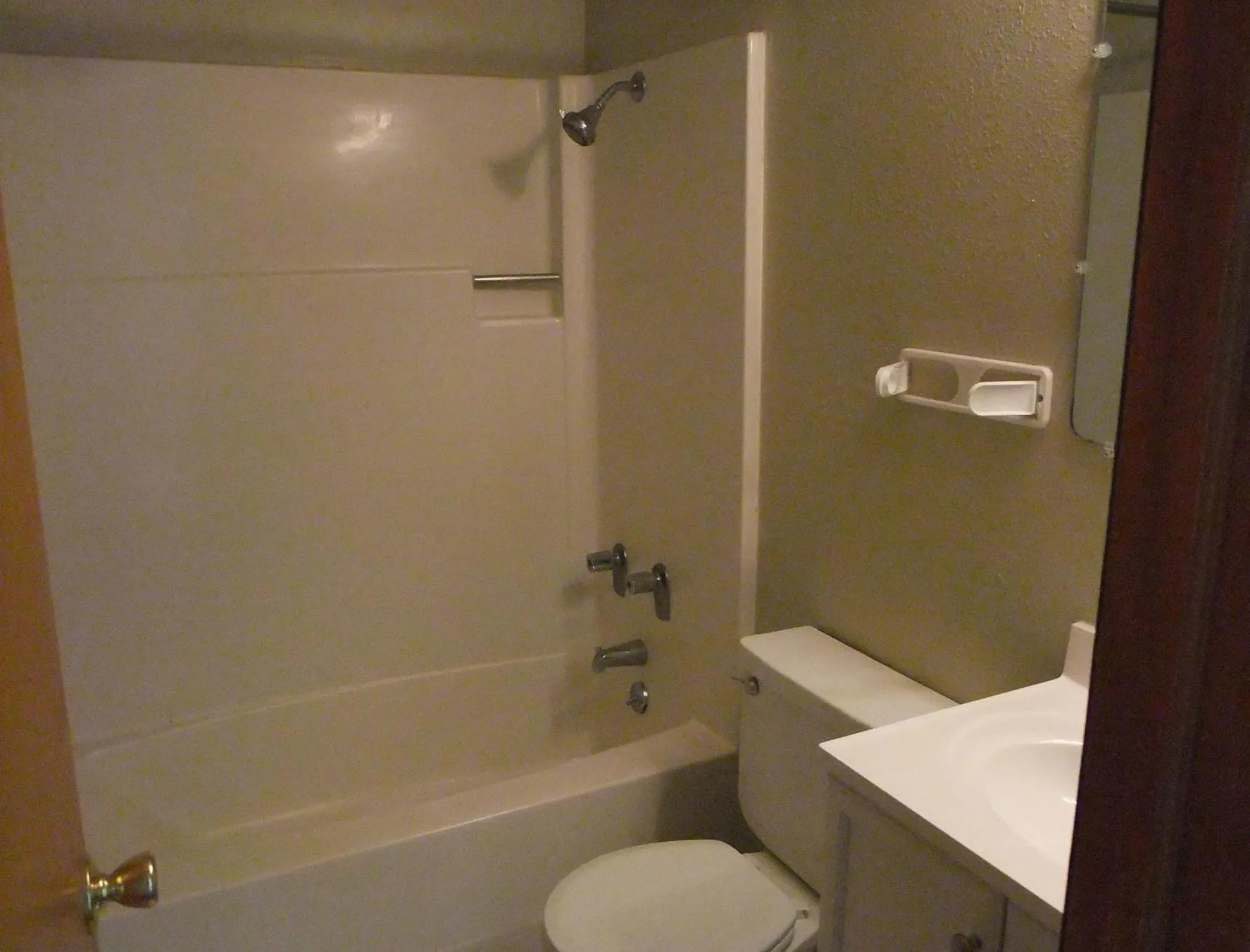 Shower in Wells ChinaTown