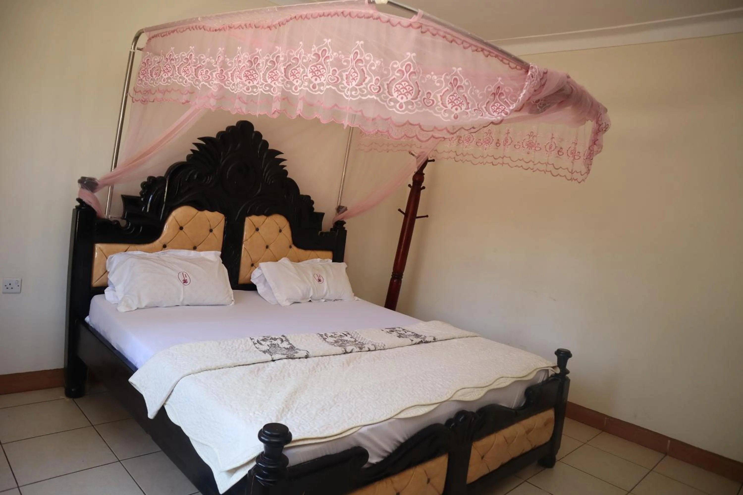 Bed in Namulanda Motel