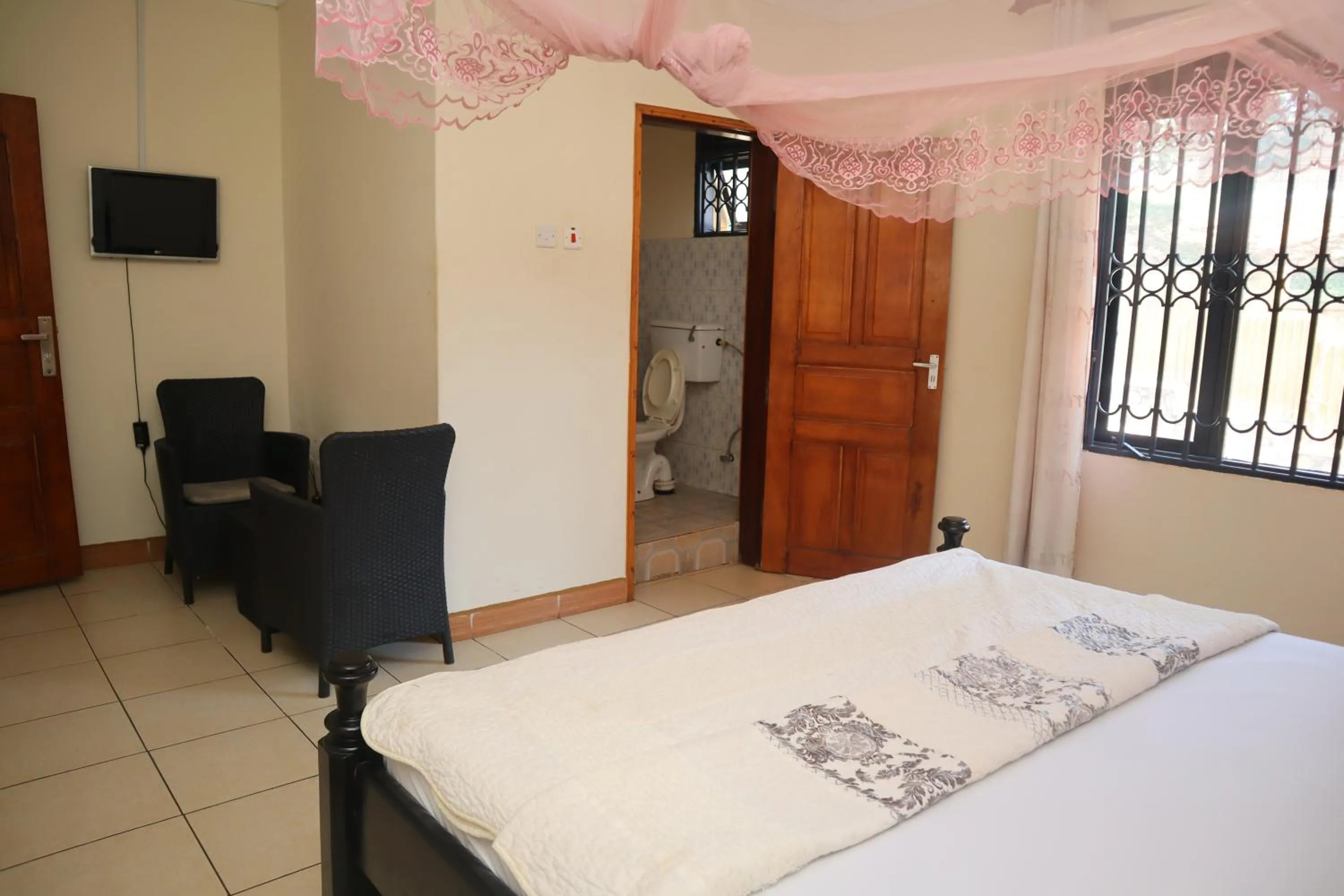 Bed in Namulanda Motel