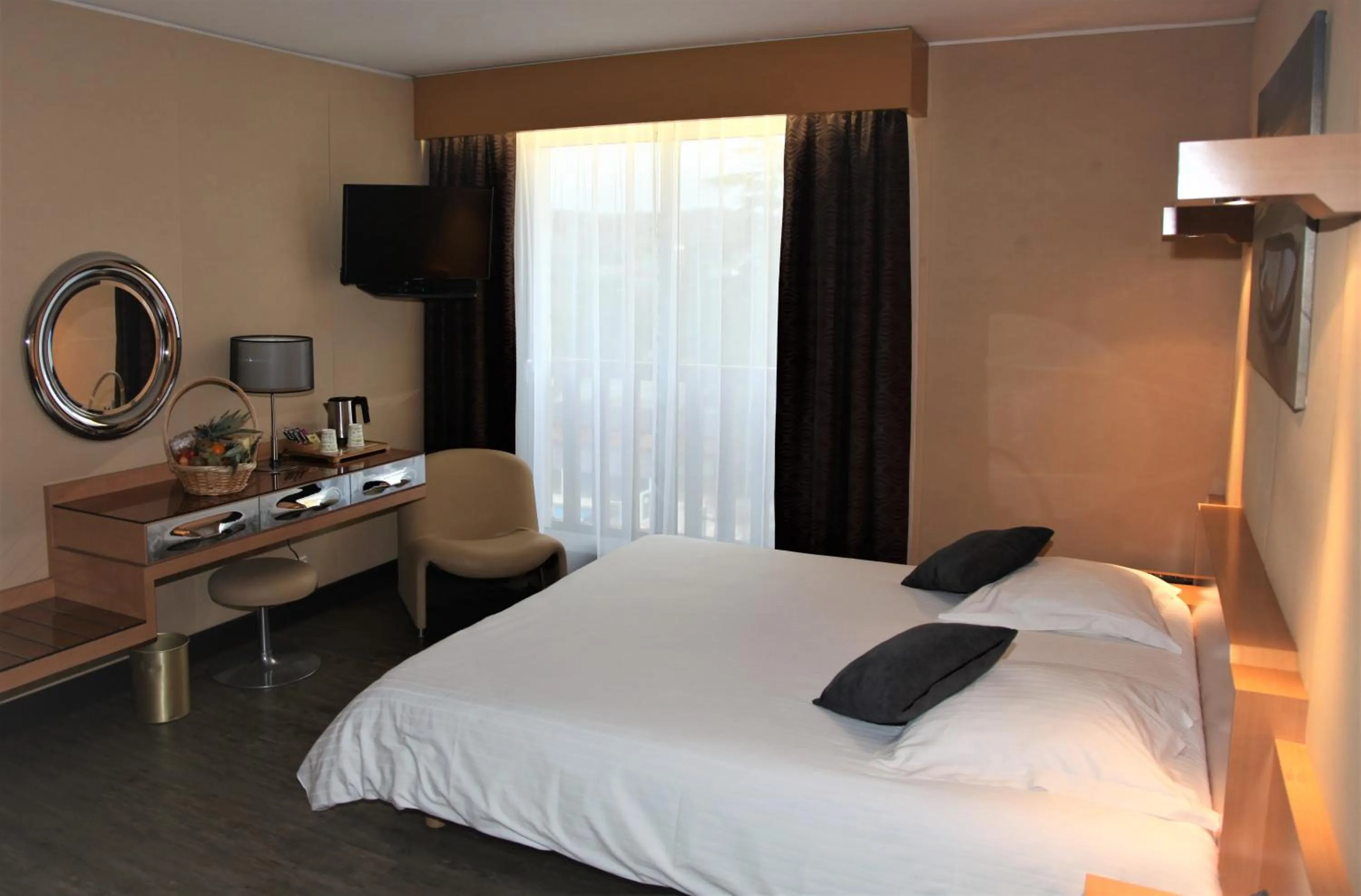 Bed in Amirauté Hôtel Golf Deauville