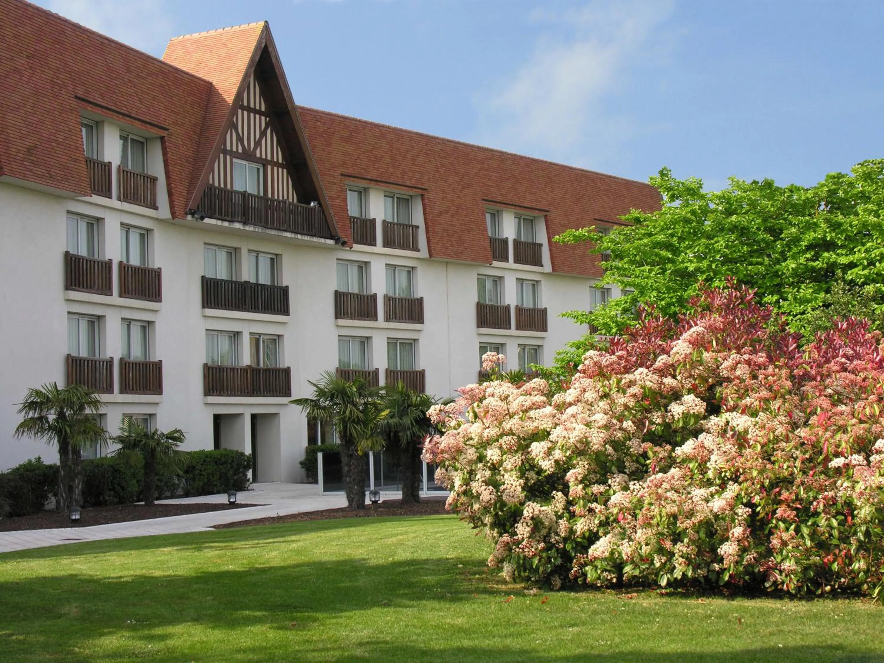 Property building in Amirauté Hôtel Golf Deauville