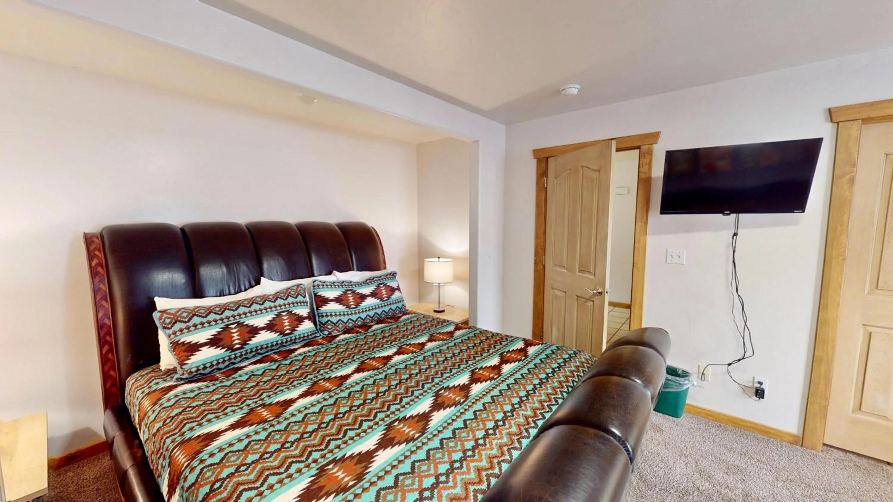 Bed in The Rock #3461