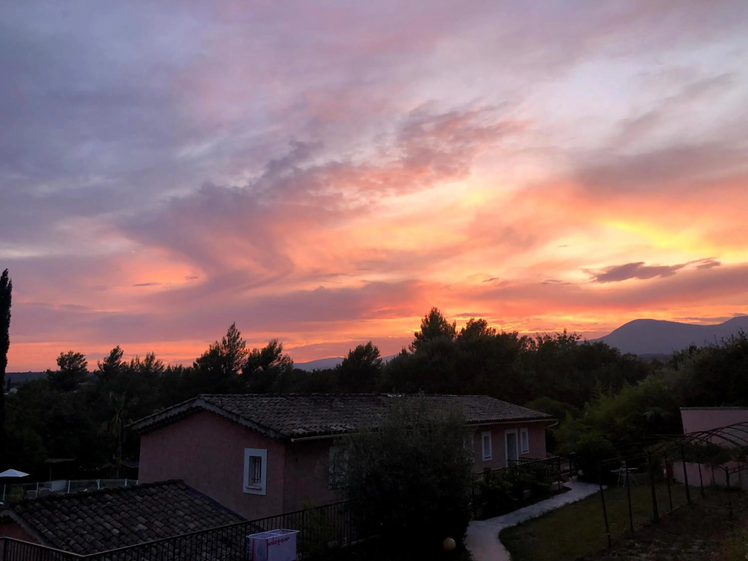 Mountain view in Les Bastides Saint Paul