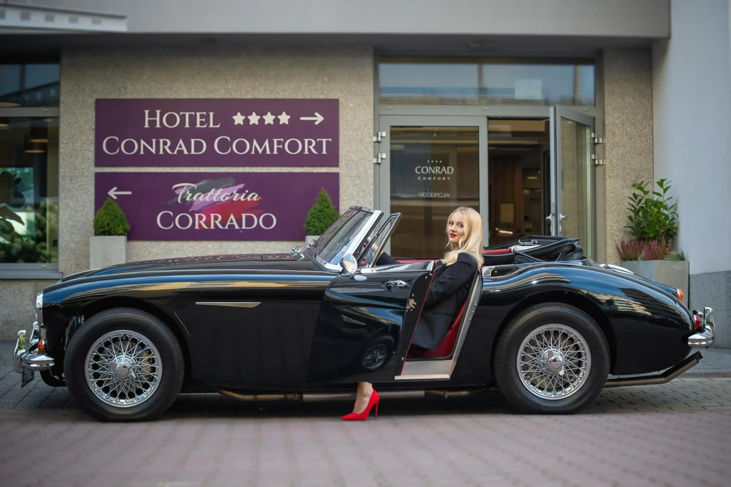 Property building in Hotel CONRAD Comfort Property building in Hotel CONRAD Comfort