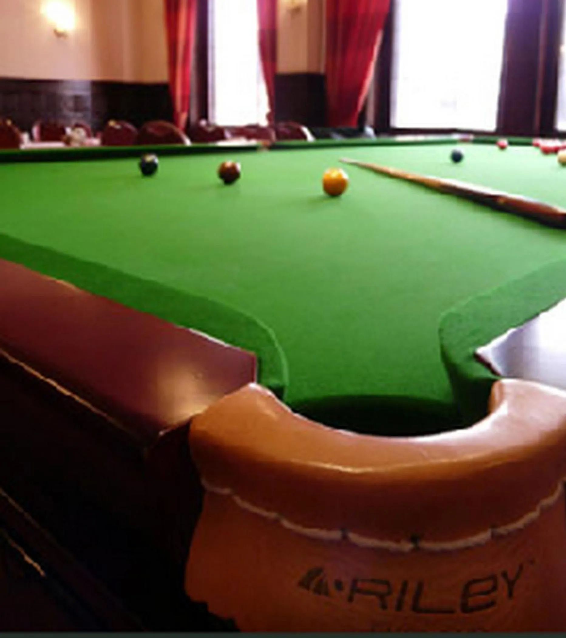Billiard in Metropol Hotel