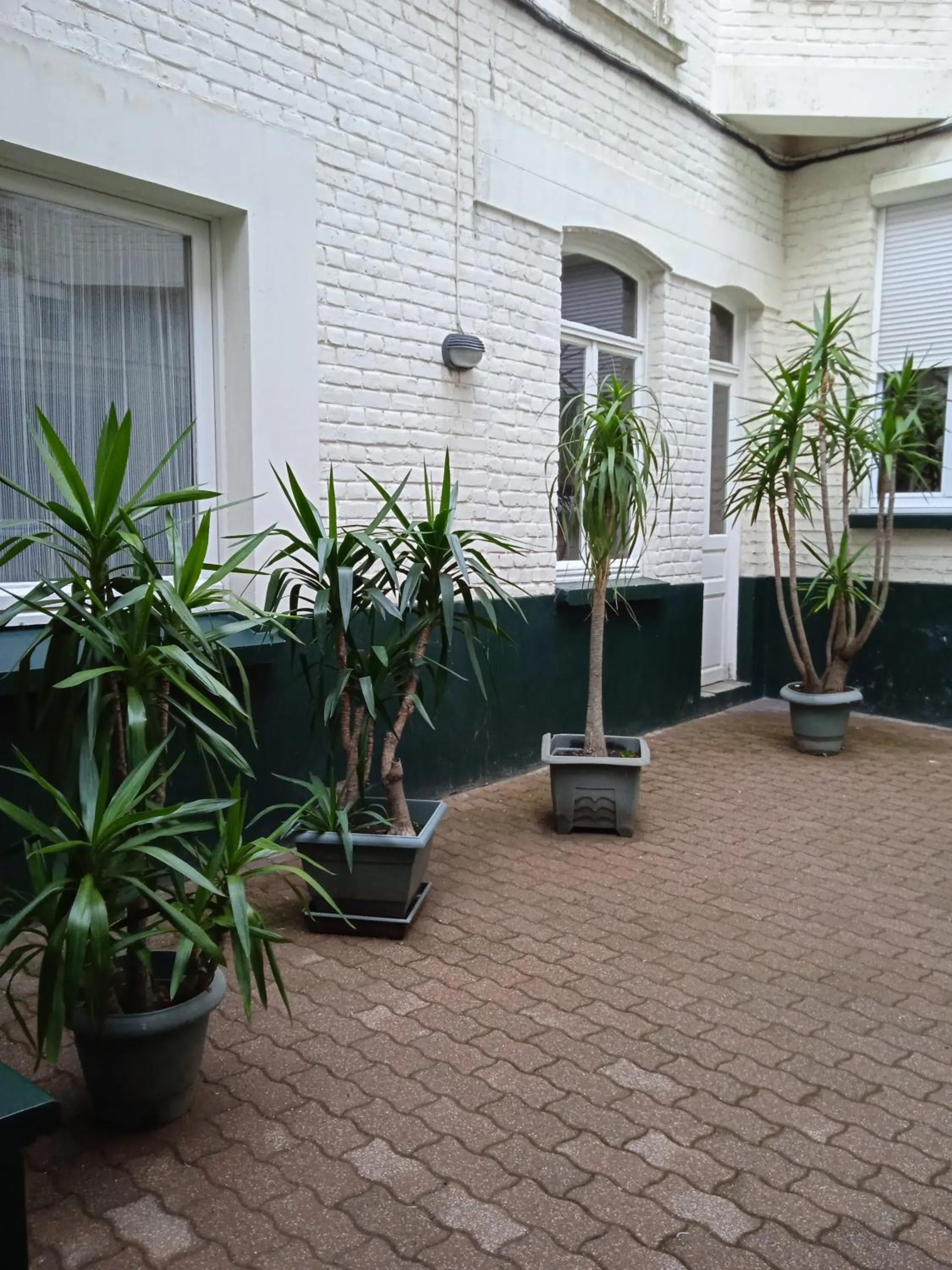 Inner courtyard view in Metropol Hotel
