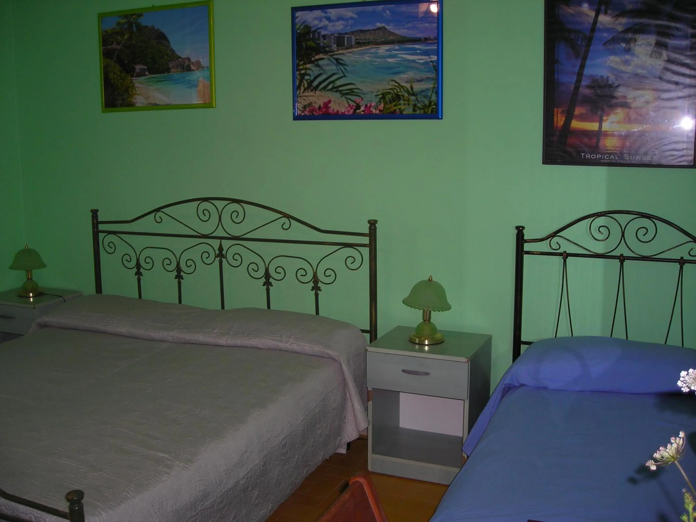 Photo of the whole room, Bed in B&B San Salvador