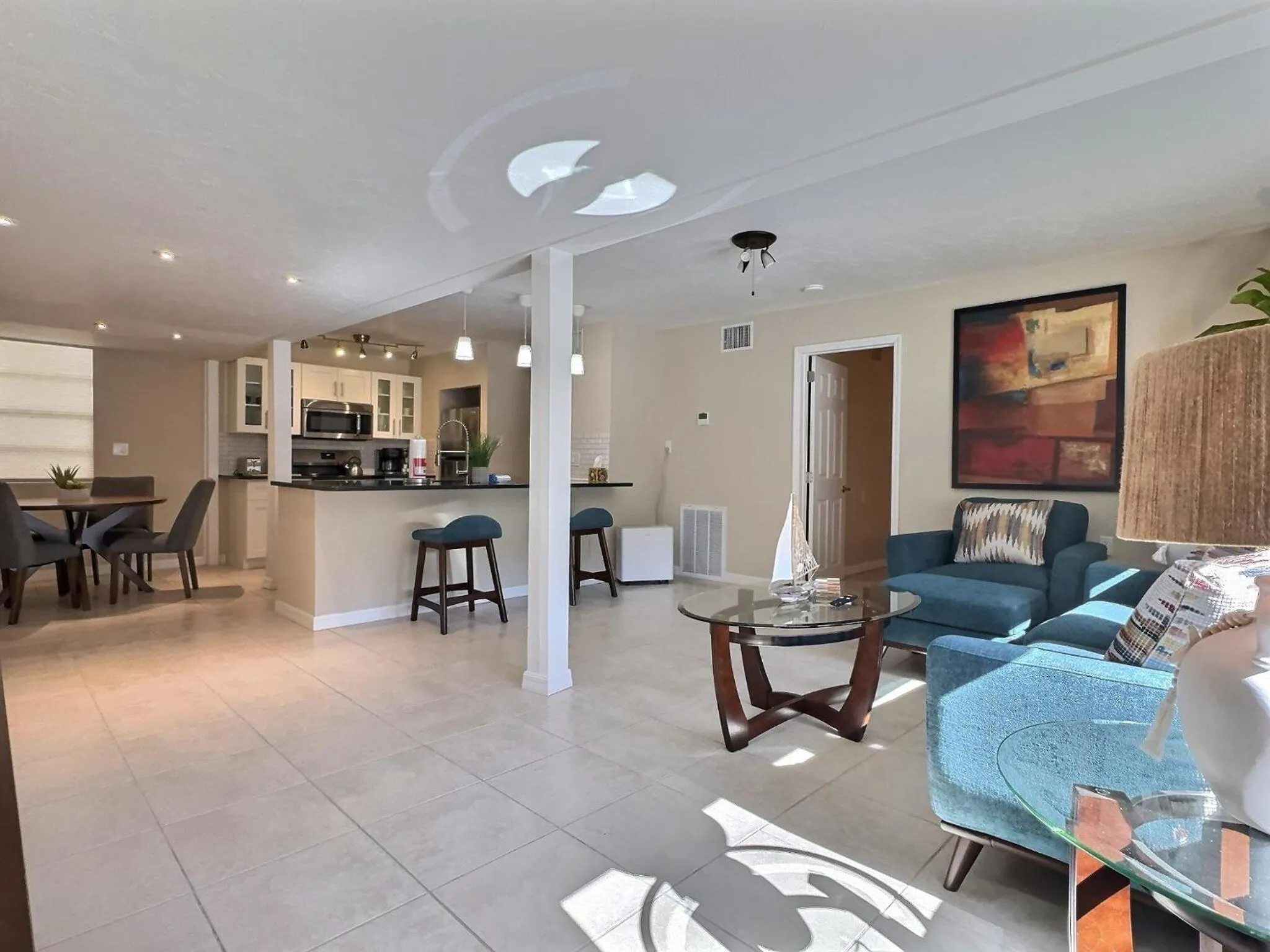 Living room in Siesta Key Beach - Tropea 665 #3