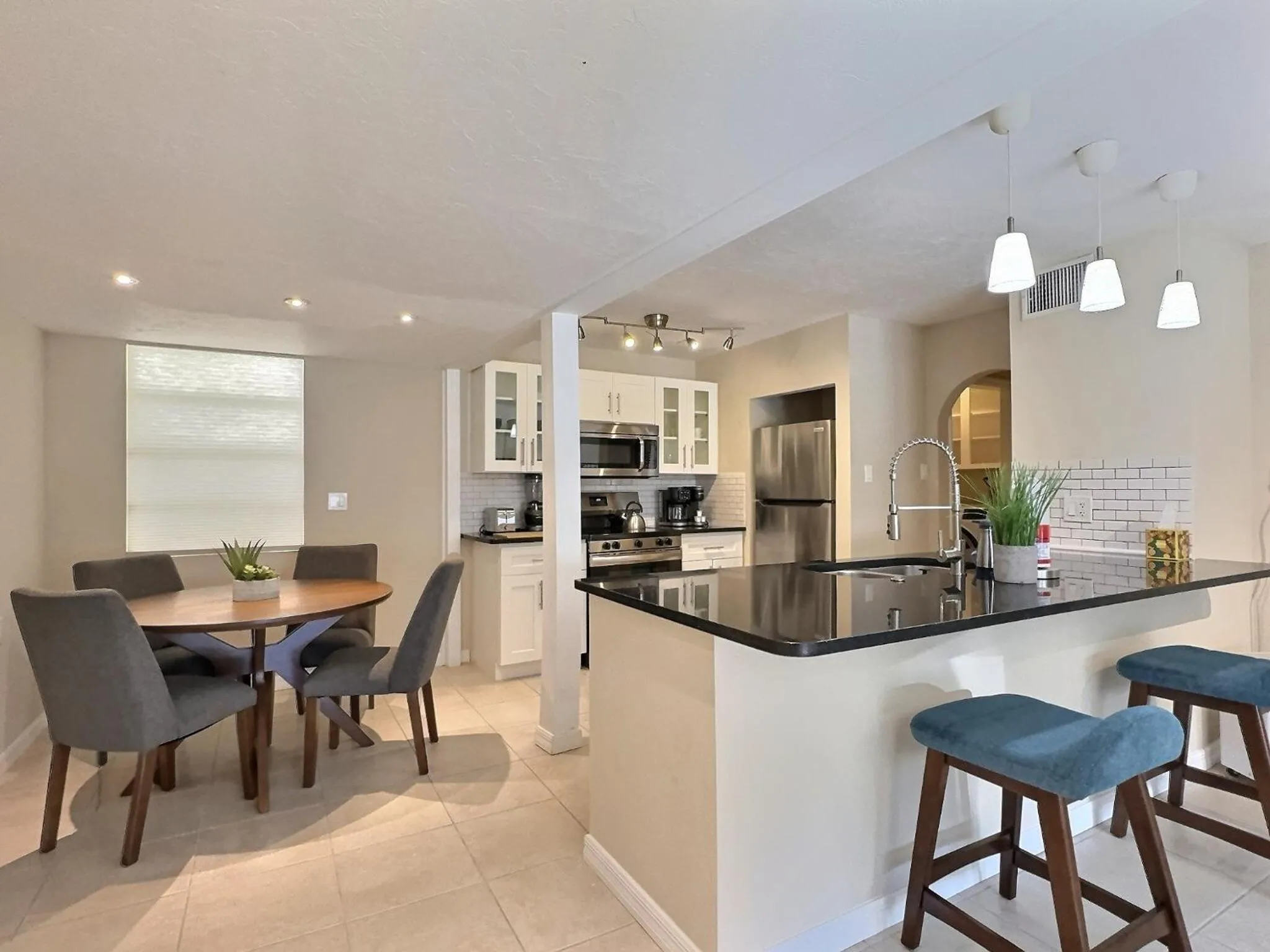 Kitchen or kitchenette in Siesta Key Beach - Tropea 665 #3