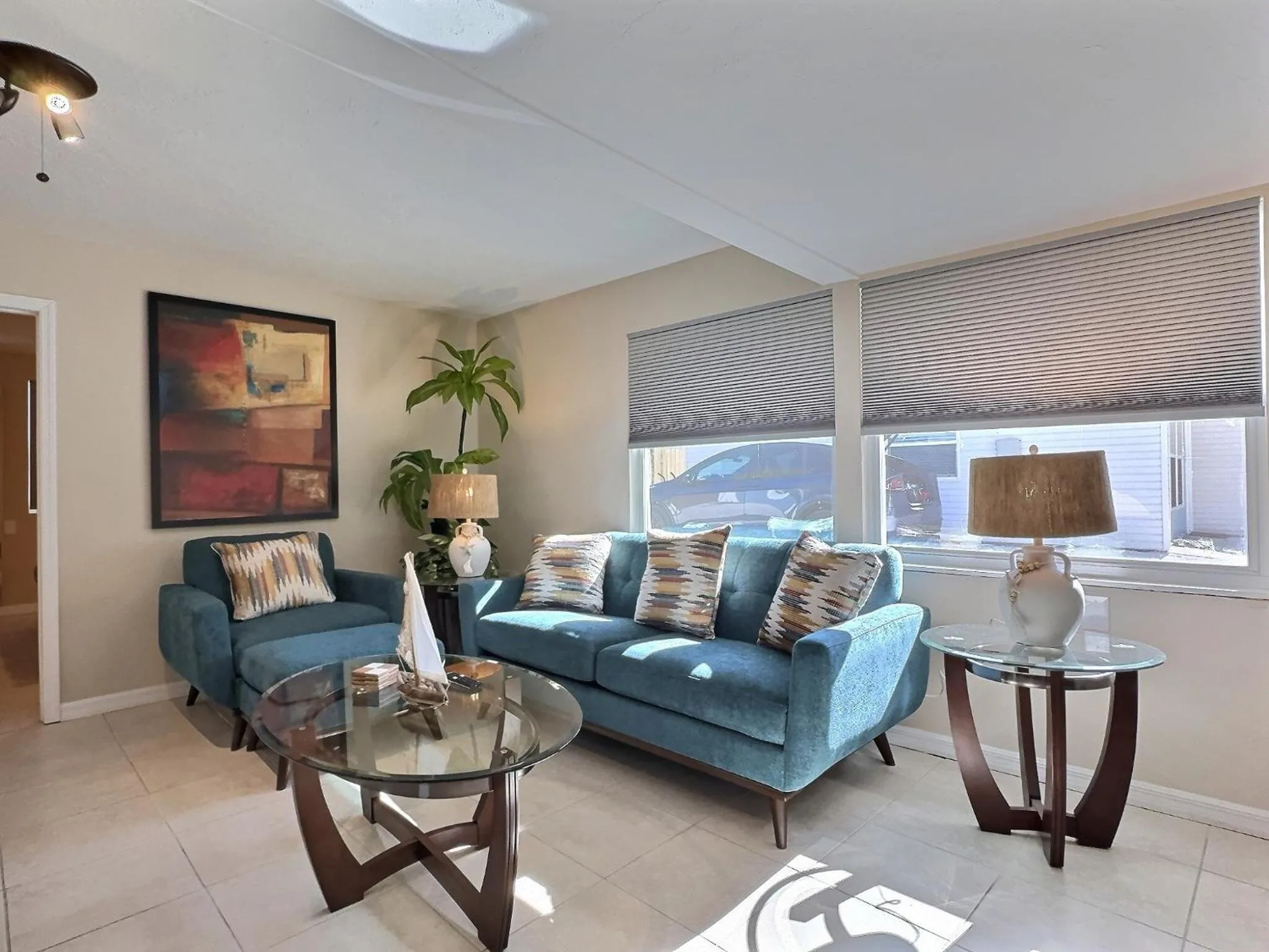 Living room in Siesta Key Beach - Tropea 665 #3