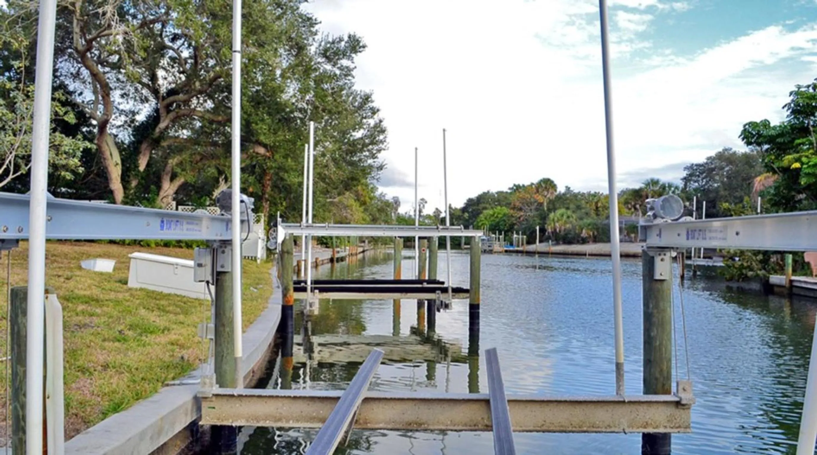 Central - Edgemere 738