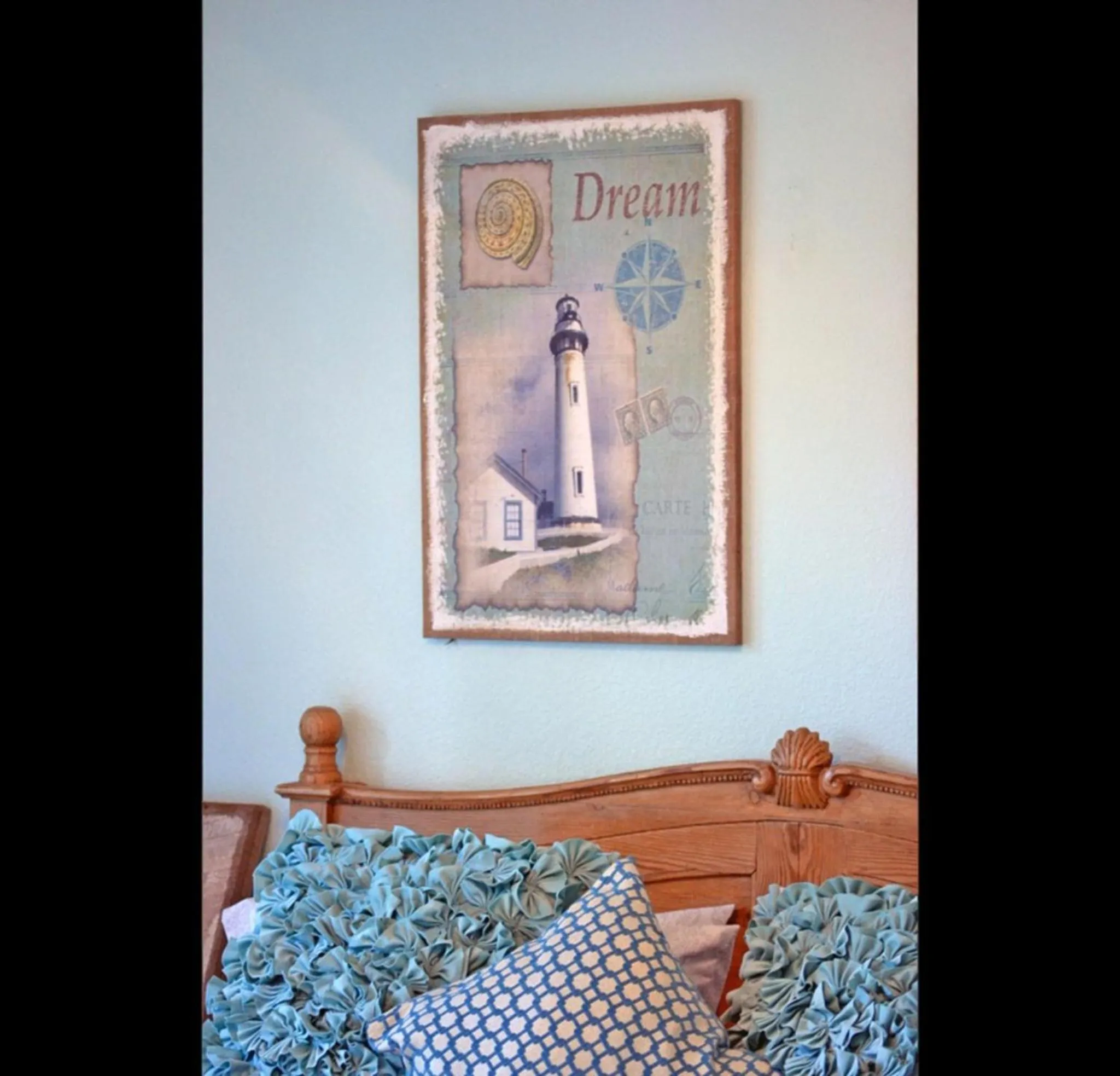 Bed in Central - Edgemere 738
