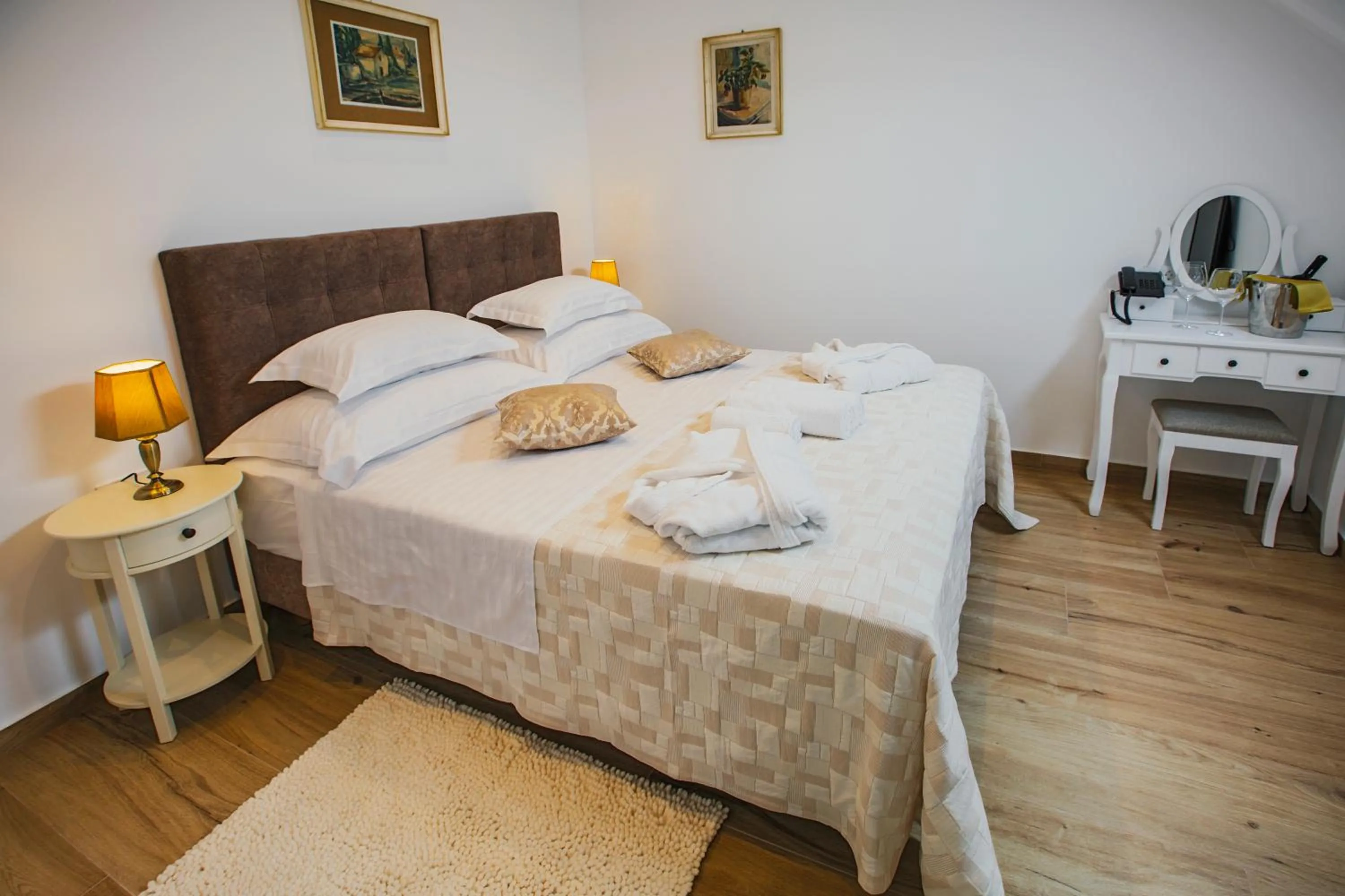 Bed in Heritage Hotel Dea Hvar