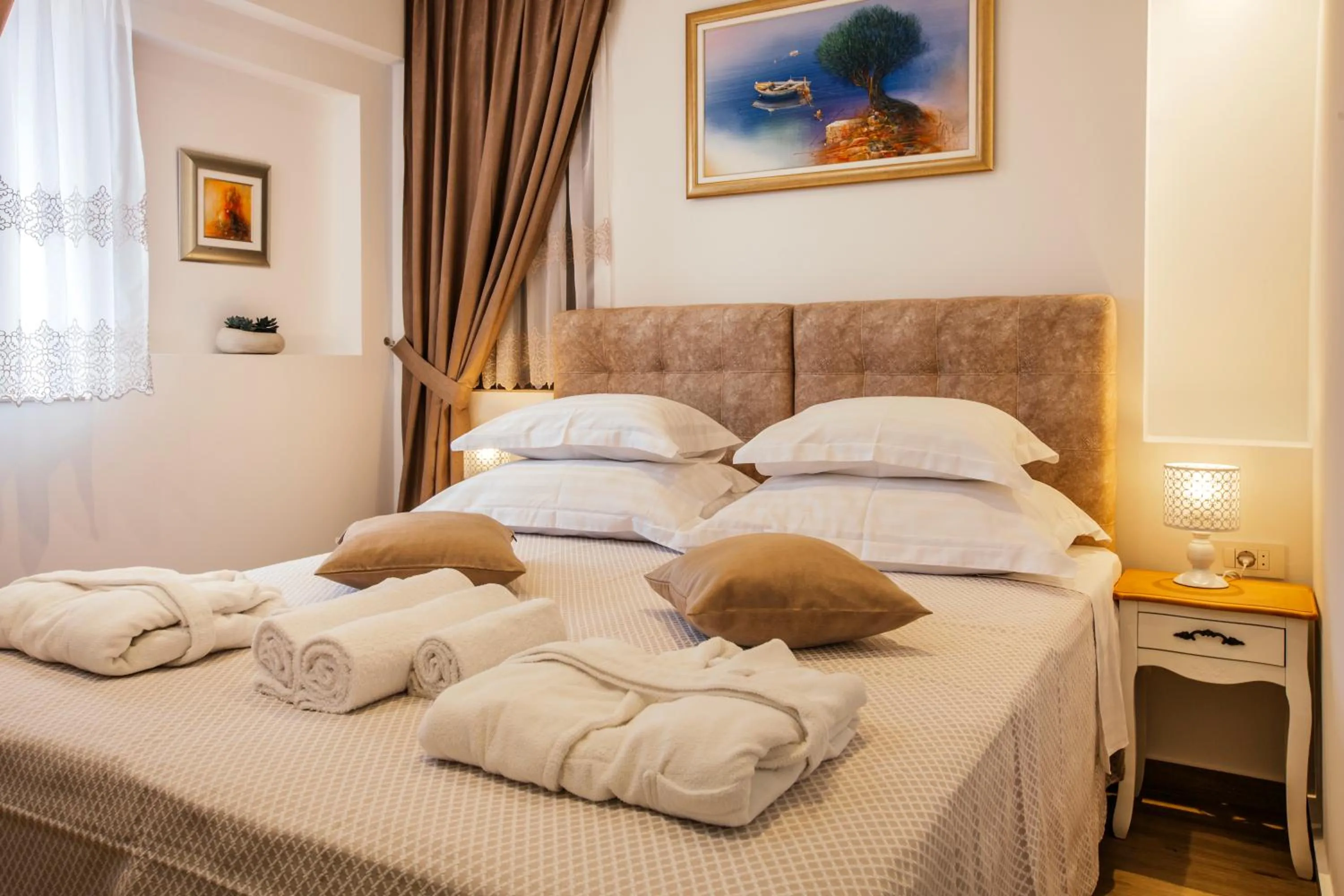 Bed in Heritage Hotel Dea Hvar