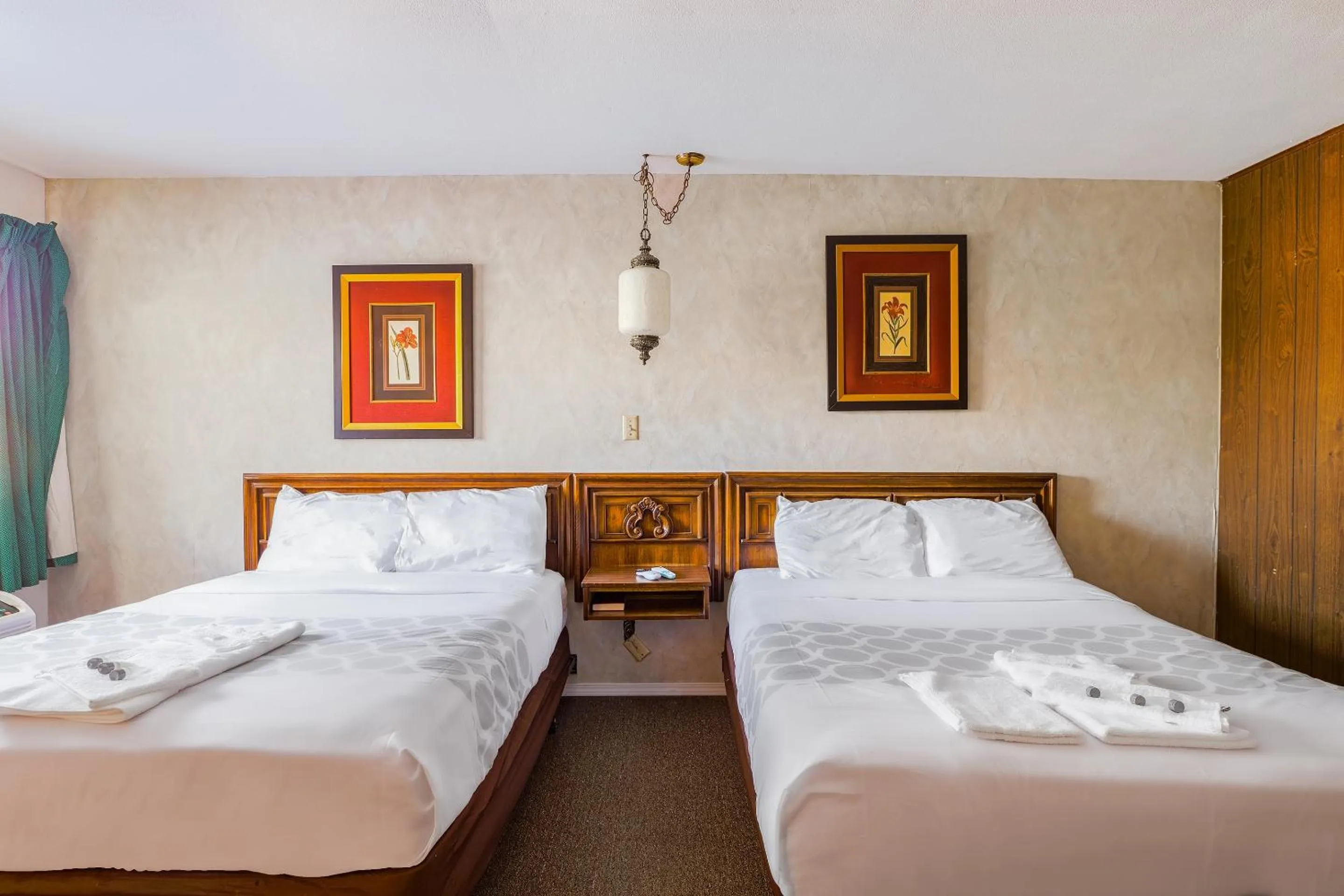 Bedroom, Bed in Love Hotels Tomahawk by OYO at Lake Mohawksin WI