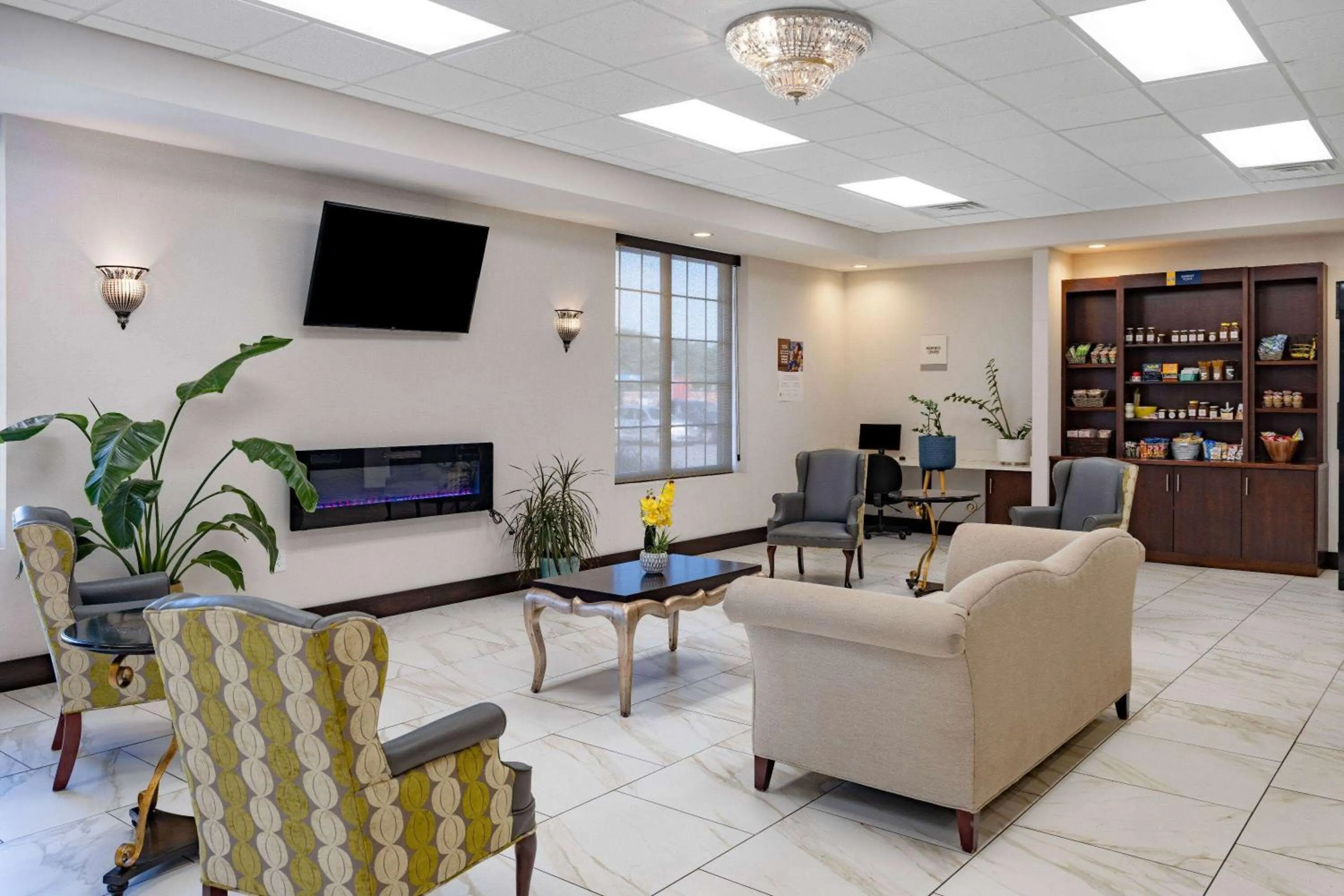 Lobby or reception in Days Inn and Suites by Wyndham Oxford